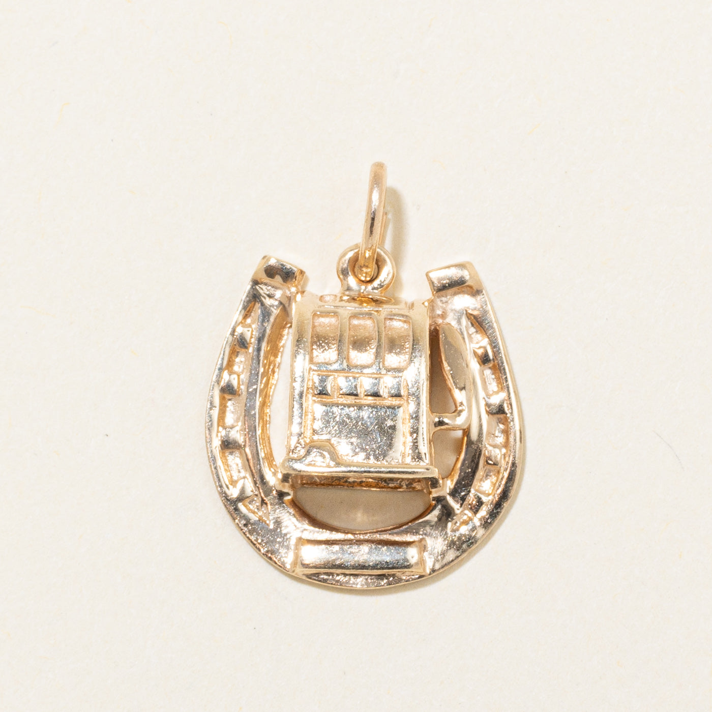 10k Yellow Gold Slot Machine & Horseshoe Charm