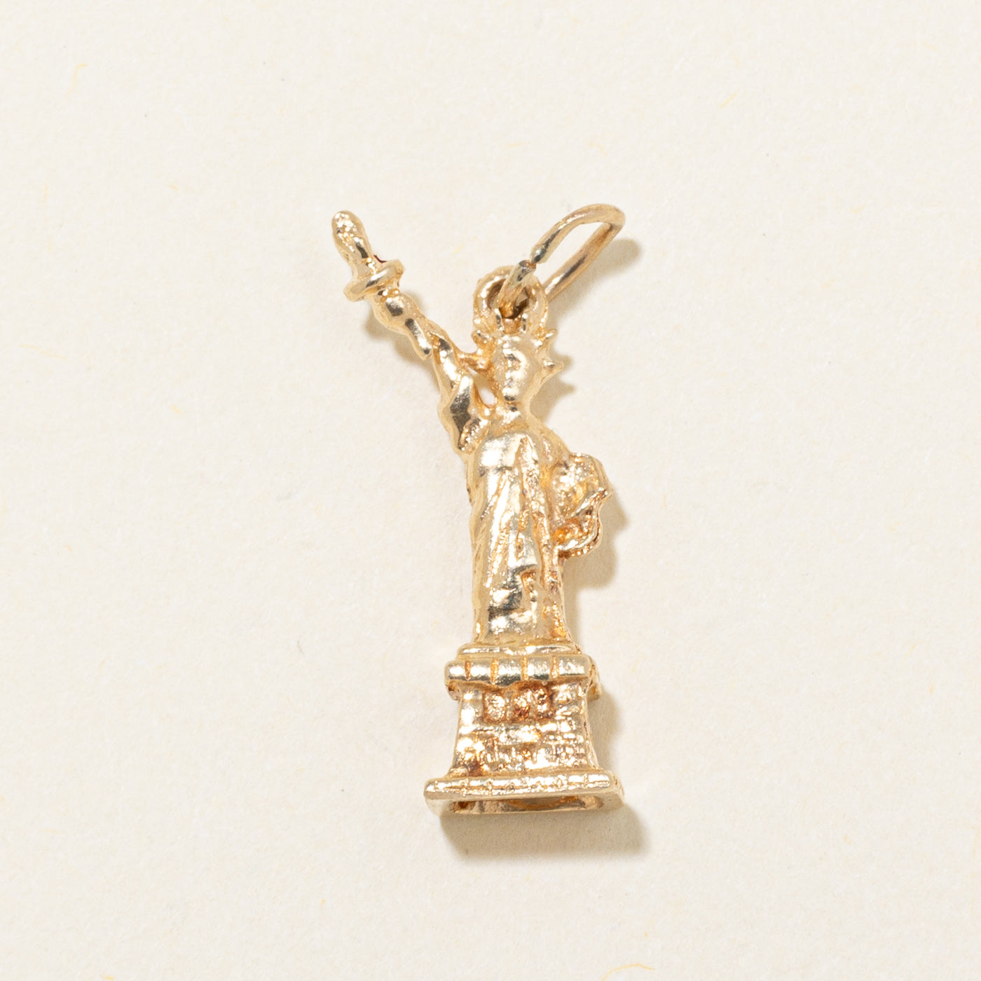 14k Yellow Gold Statue of Liberty Charm
