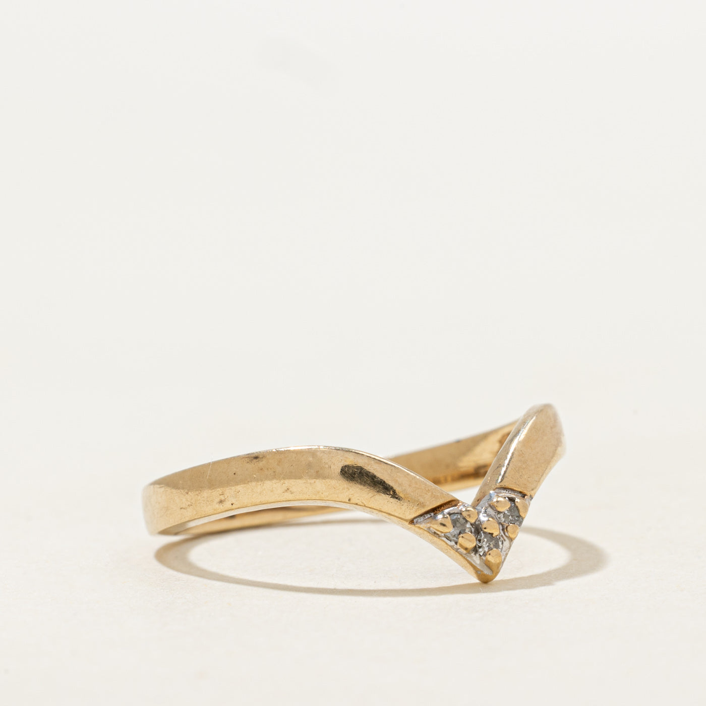 Three Stone Diamond Chevron Ring | 0.03ctw | SZ 6.25