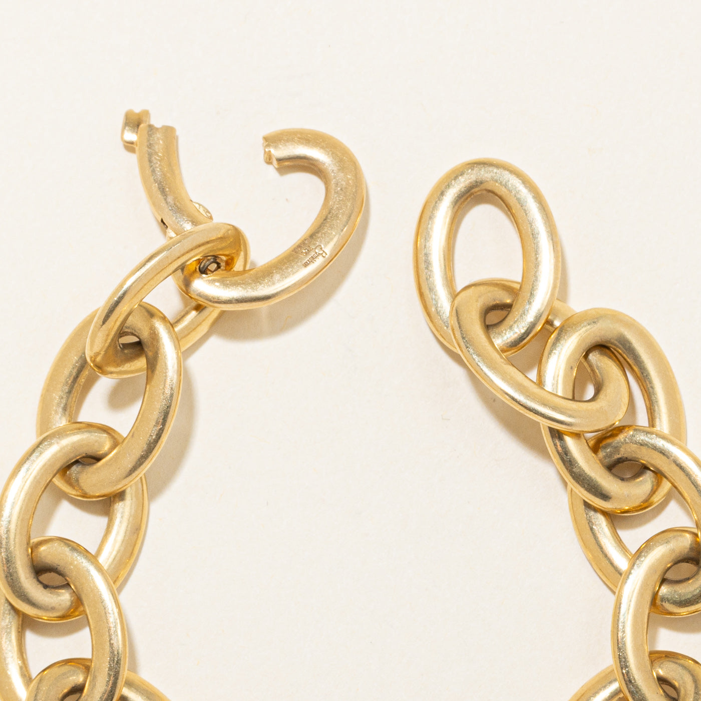 'Brinkhaus' Channel Set Diamond Link Bracelet | 0.19ctw | 7.5" |