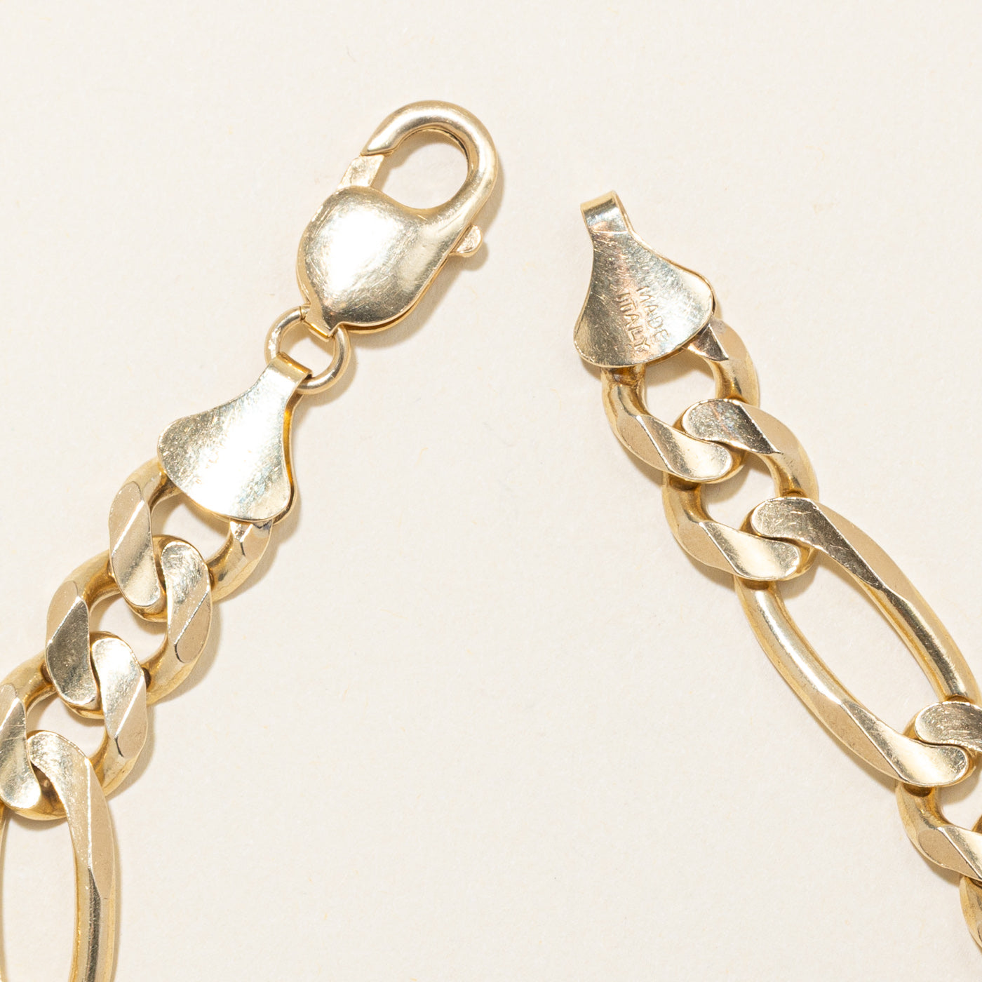 14k Yellow Gold Figaro Chain Bracelet | 9" |