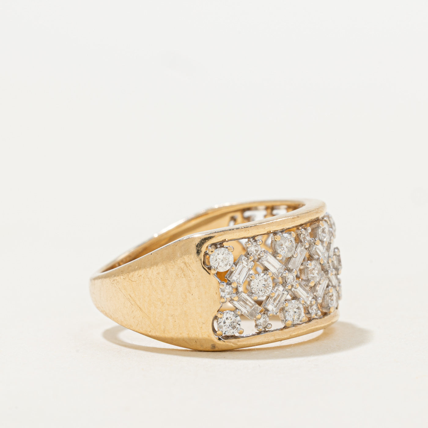 Bague ajourée sertie de diamants taille mixte | 0,97 ct au total | Taille 7,5