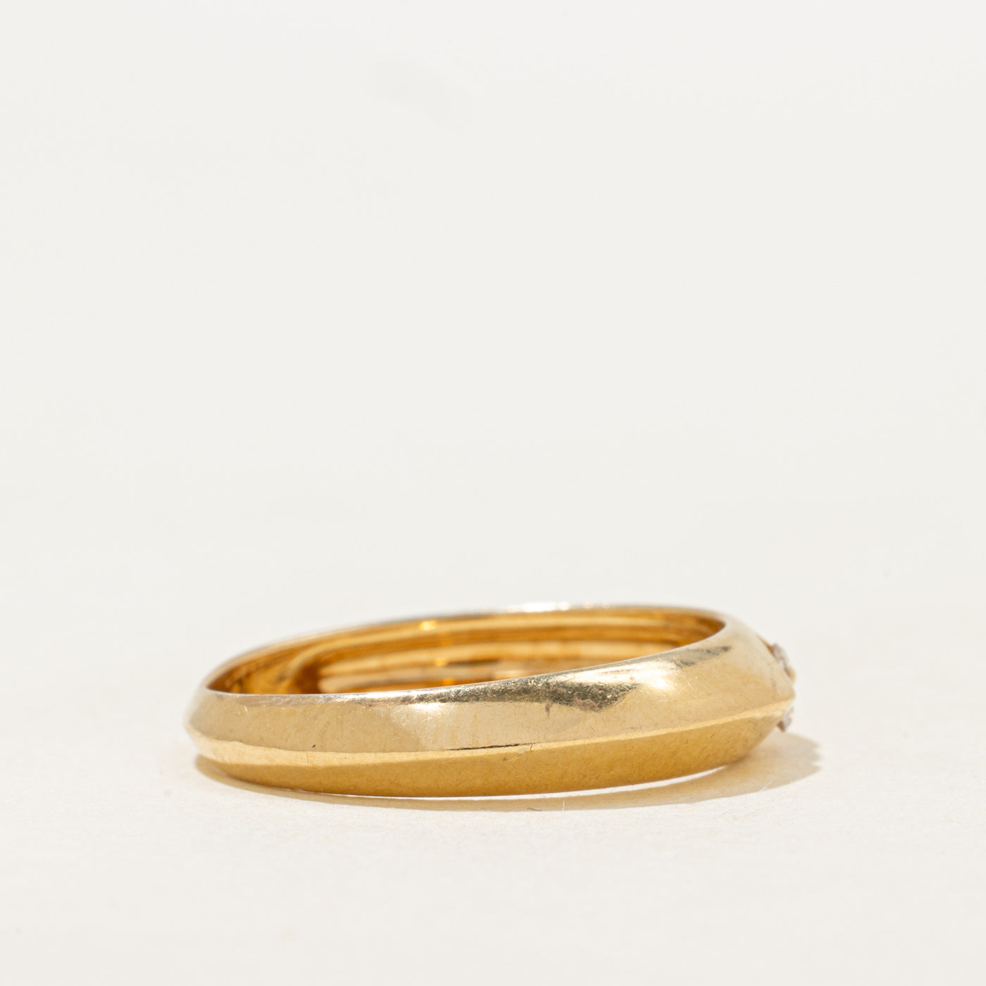 18k Solitaire Diamond Knife Edge Ring | 0.10ct | SZ 6.75