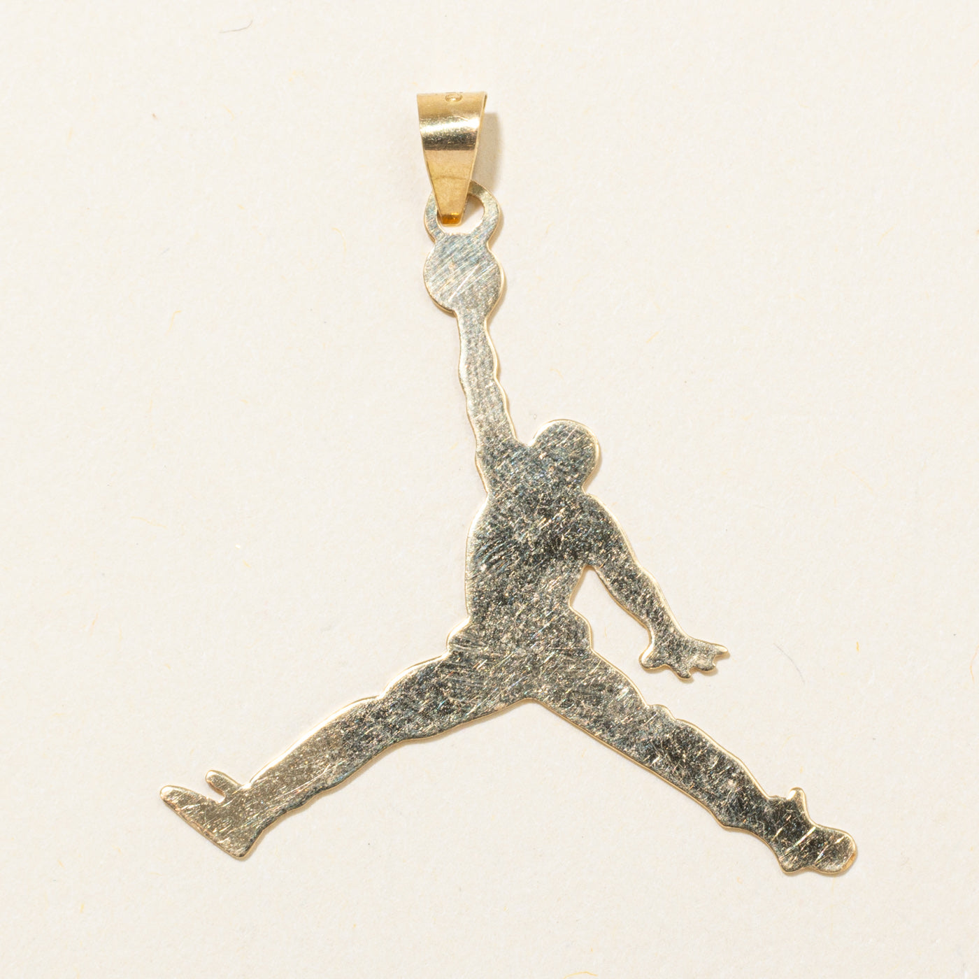 18k Yellow Gold Air Jordan Jumpman Logo Pendant