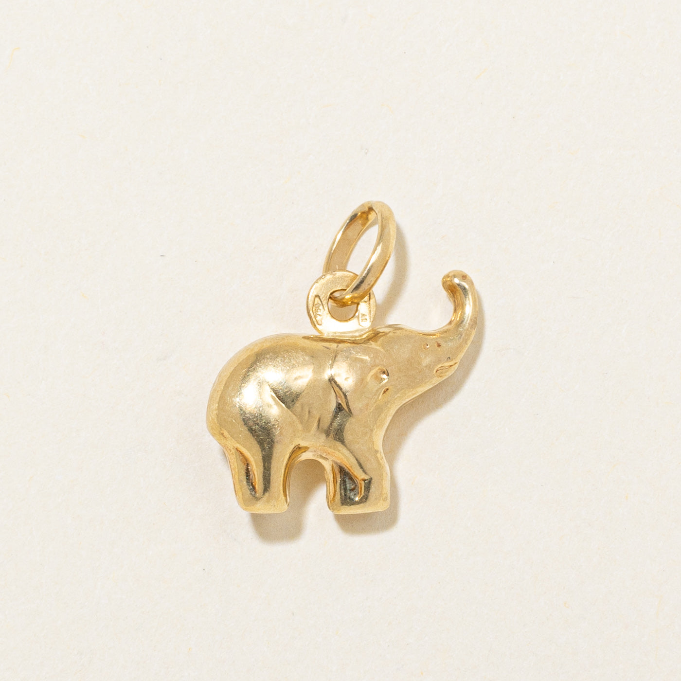 Italian 18k Yellow Gold Elephant Charm