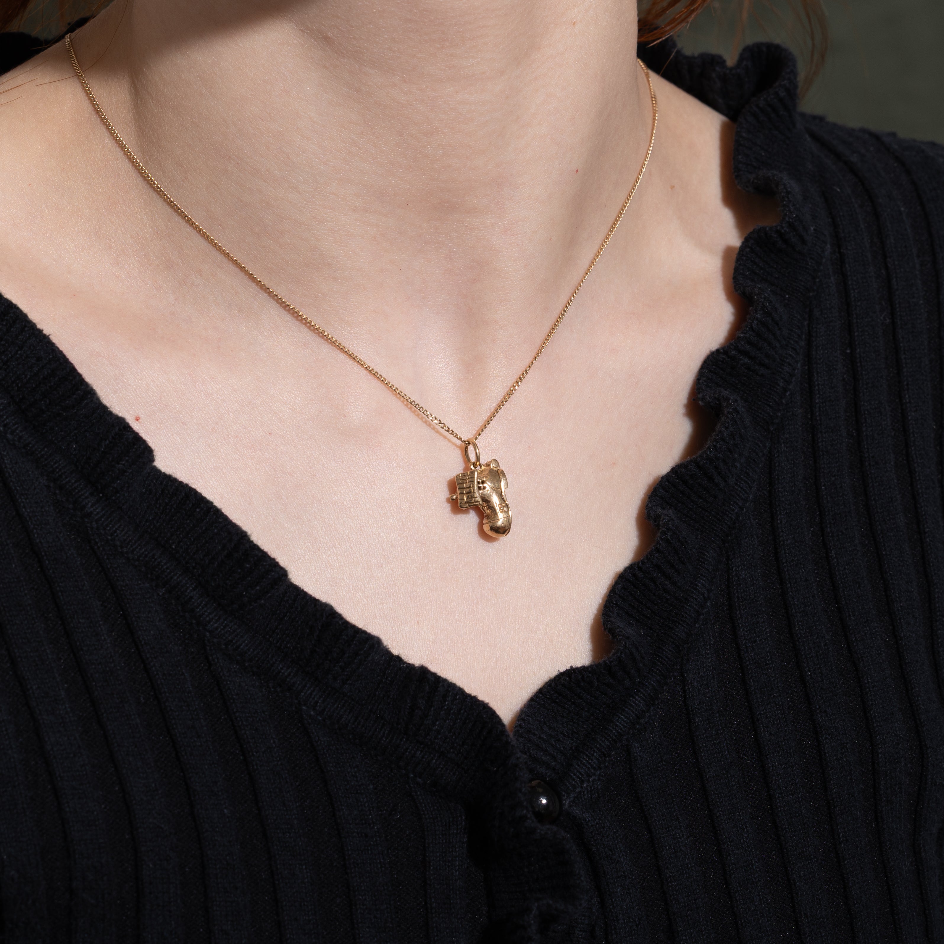 9k Yellow Gold "There Was an Old Woman Who Lived in a Shoe" Charm