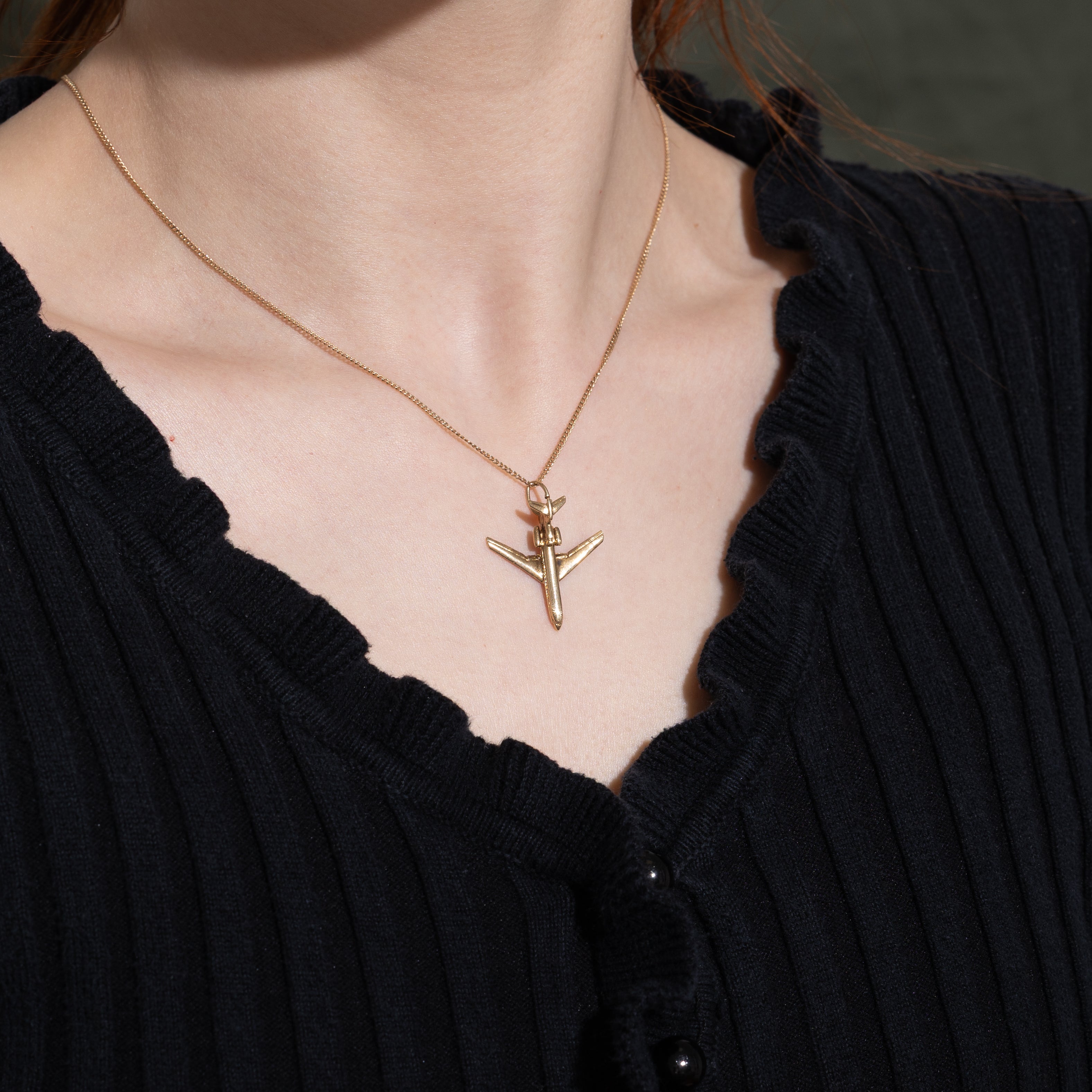 1970 London 9k Yellow Gold Airplane Charm