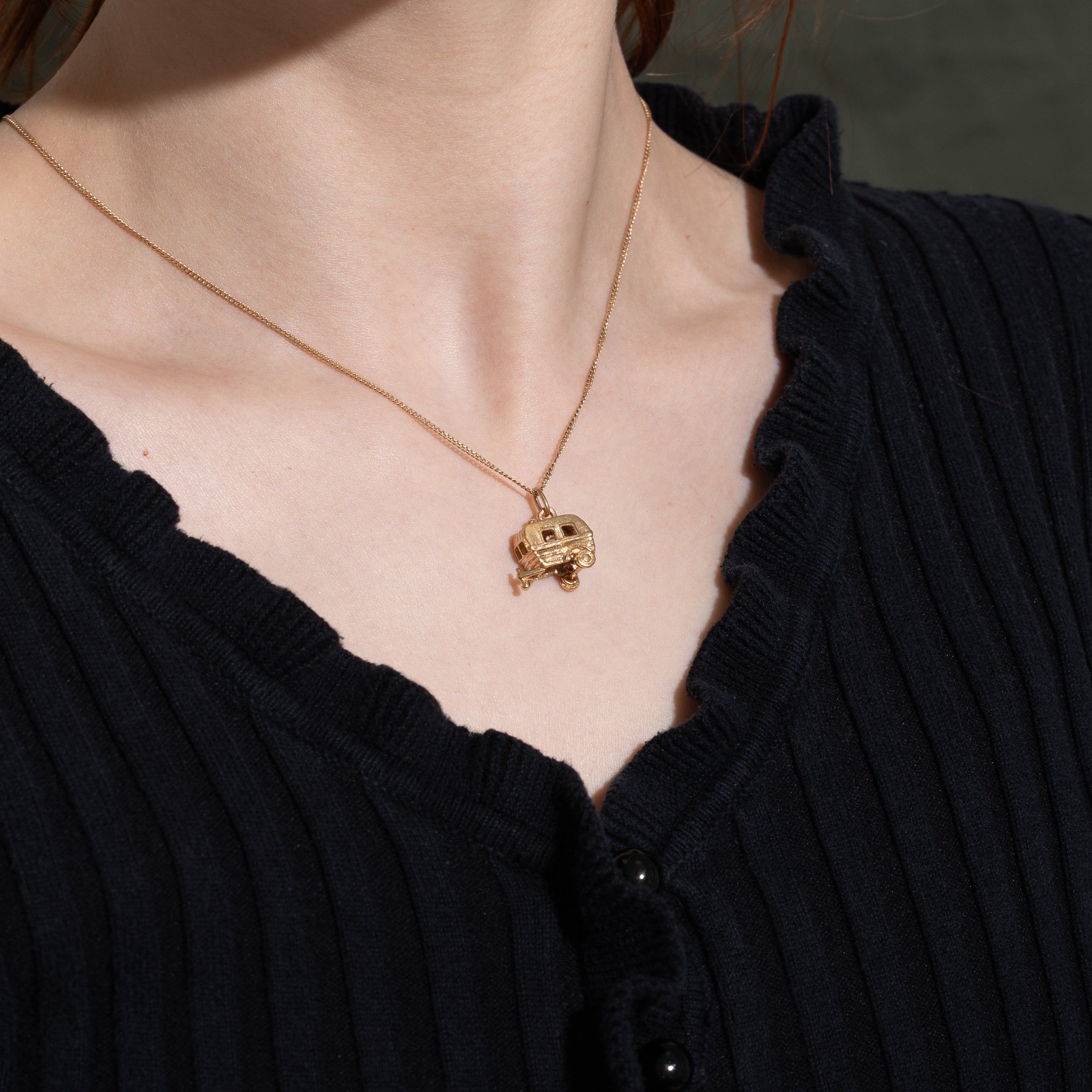 14k Yellow Gold Trailer Charm