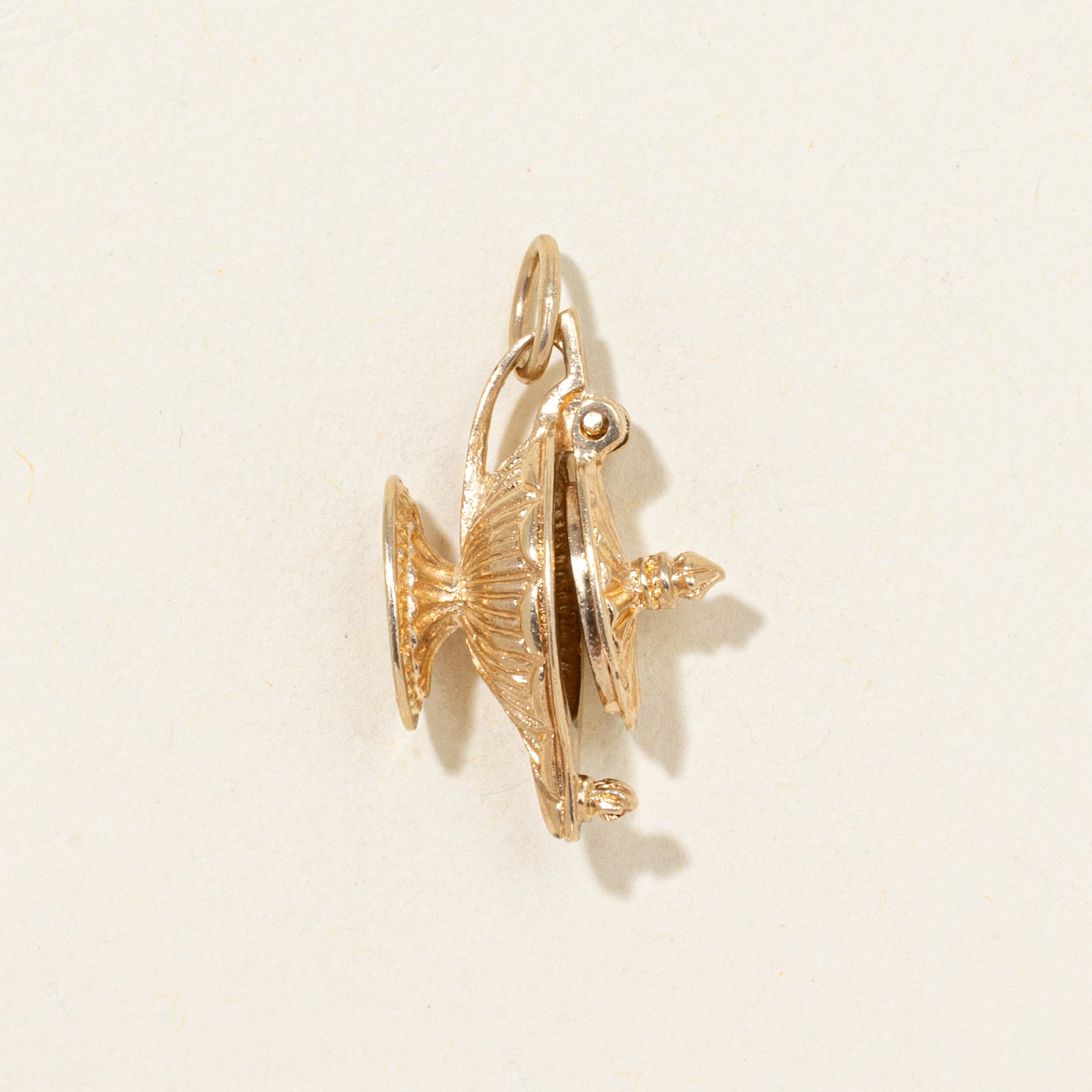 10k Yellow Gold Genie Lamp Charm