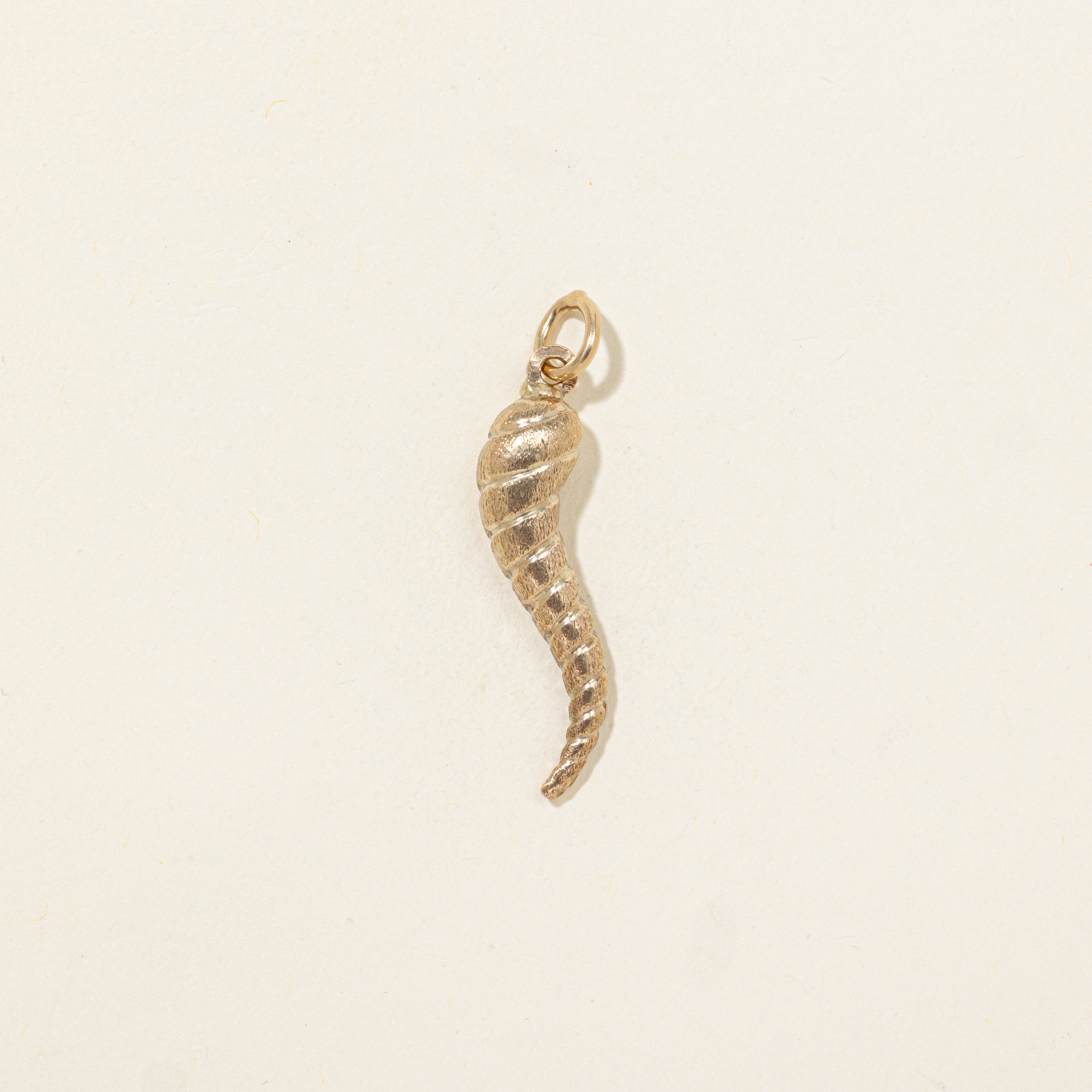 Breloque Cornicello en or jaune 10 carats