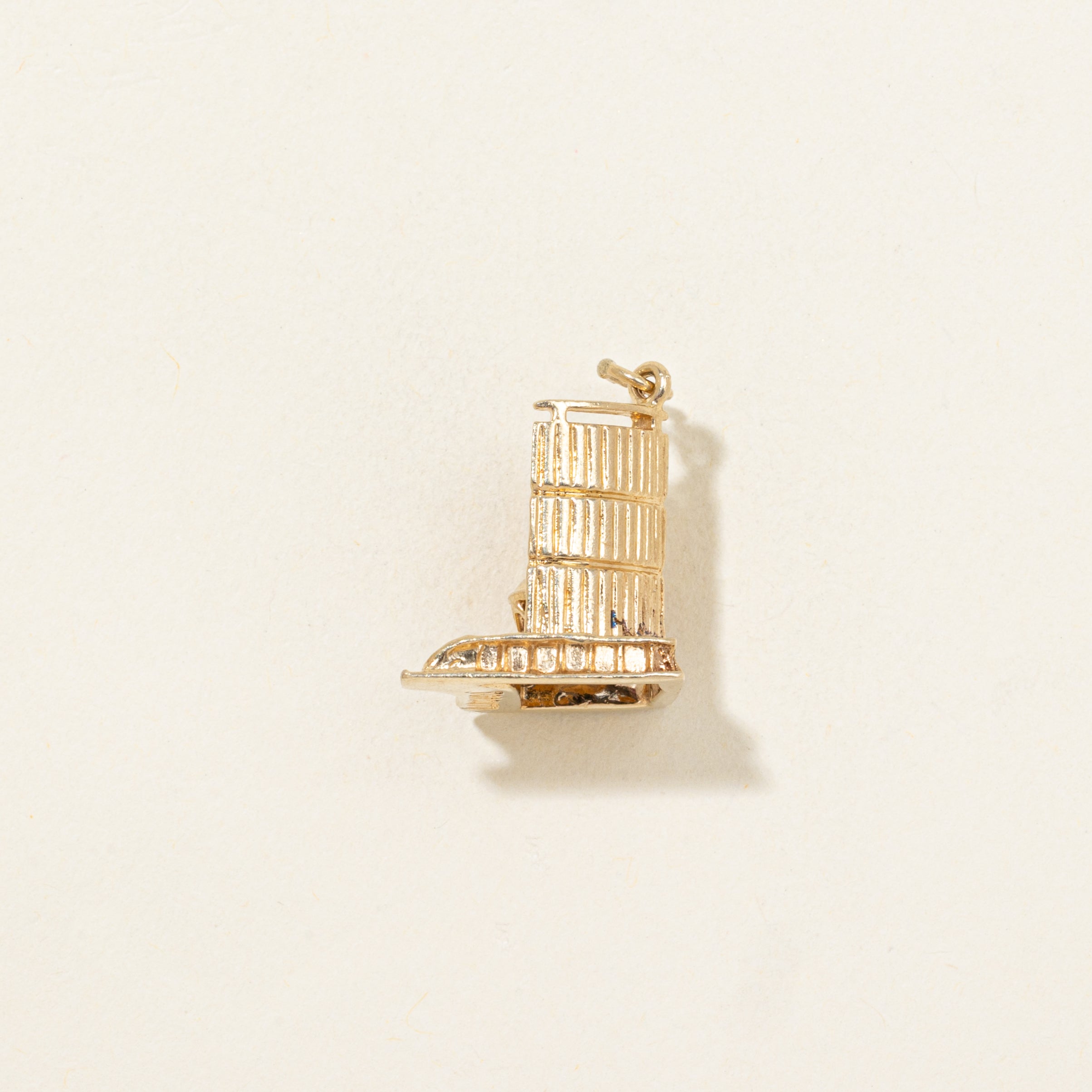 9k Yellow Gold Toronto City Hall Charm