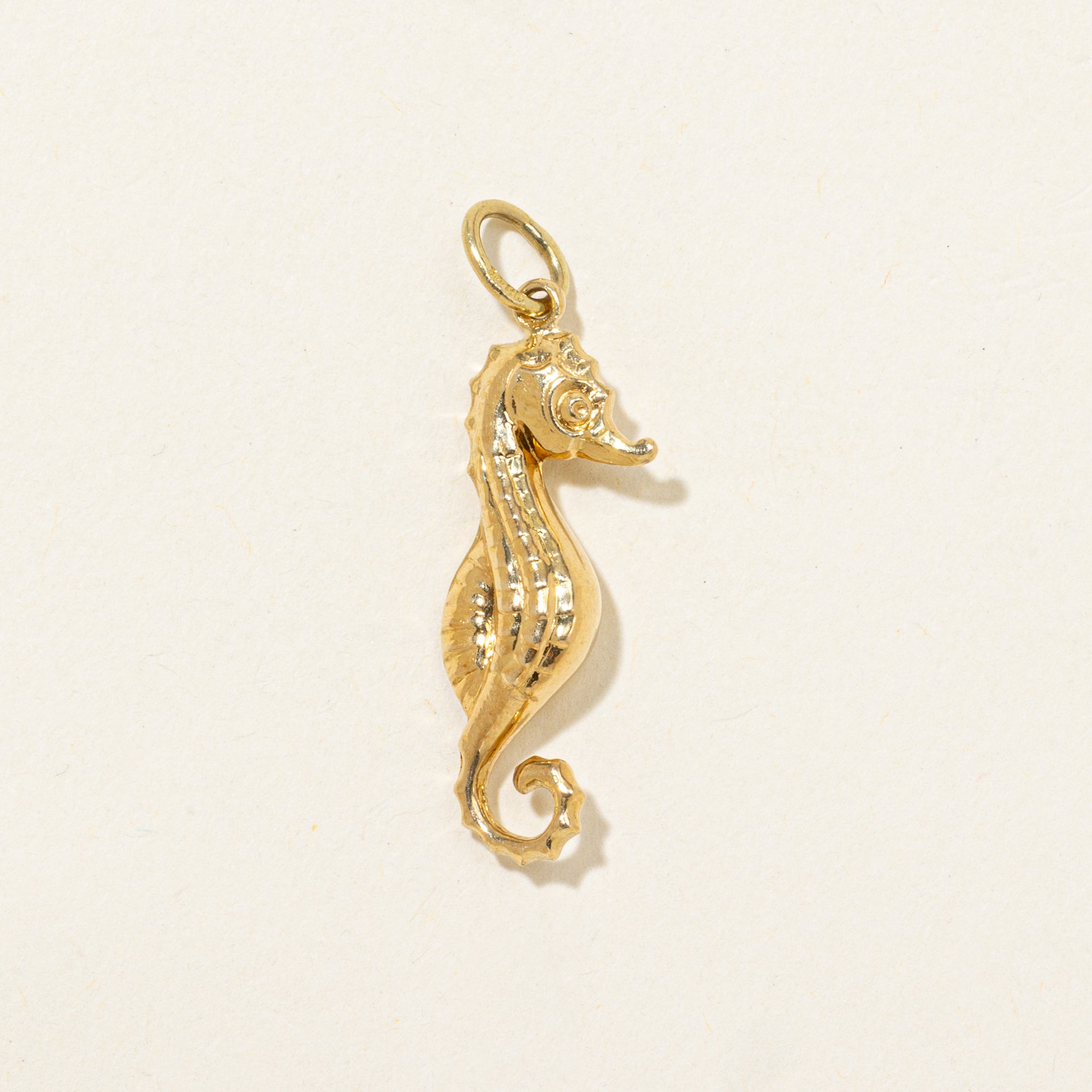18k Yellow Gold Seahorse Charm