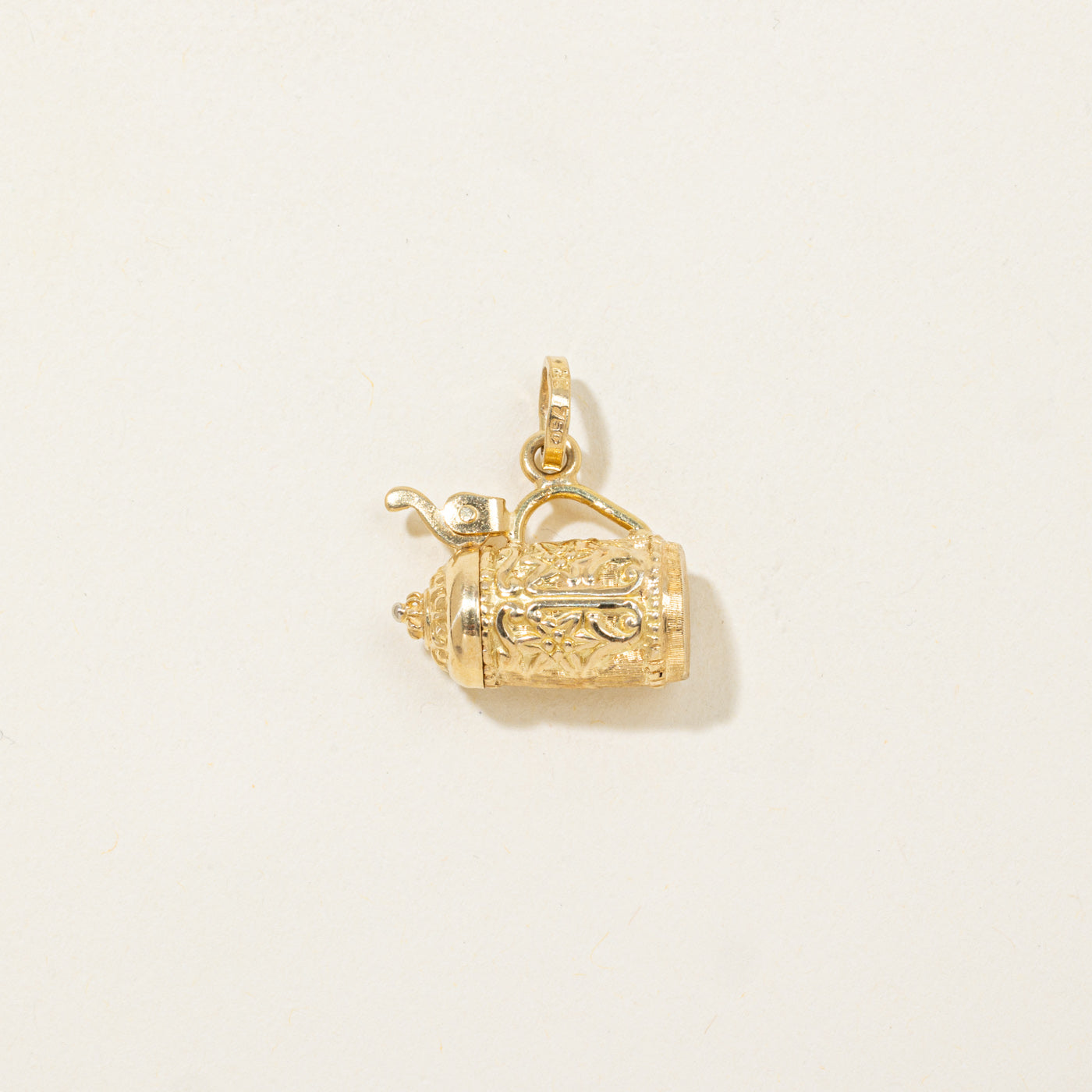 18K Yellow Gold Beer Stein Charm