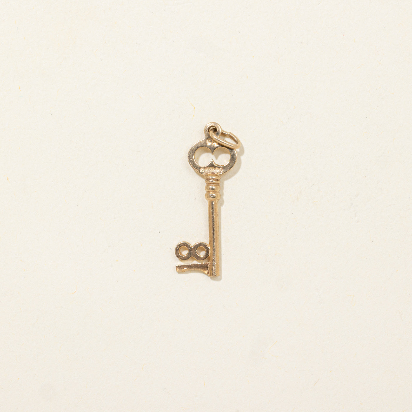 9K Vintage Key Charm