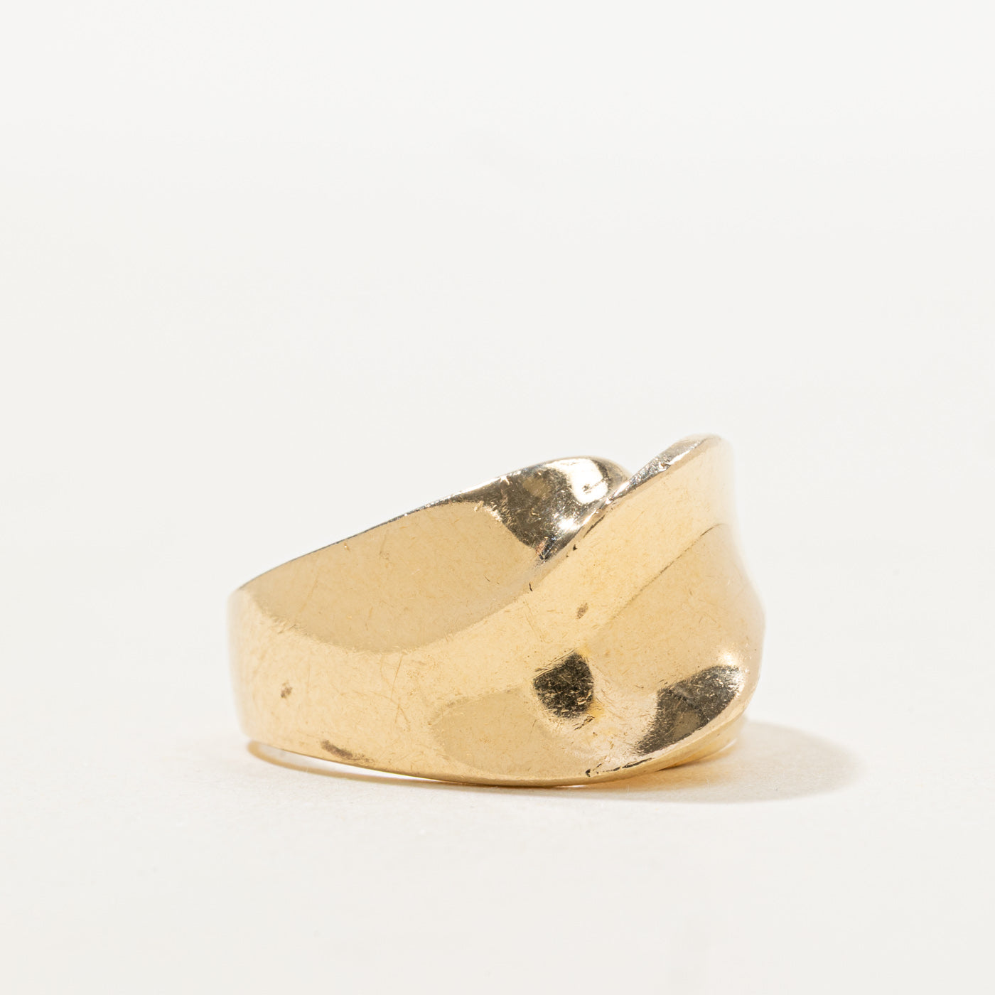 14K Yellow Gold Grooved Chunky Ring | SZ 6.25