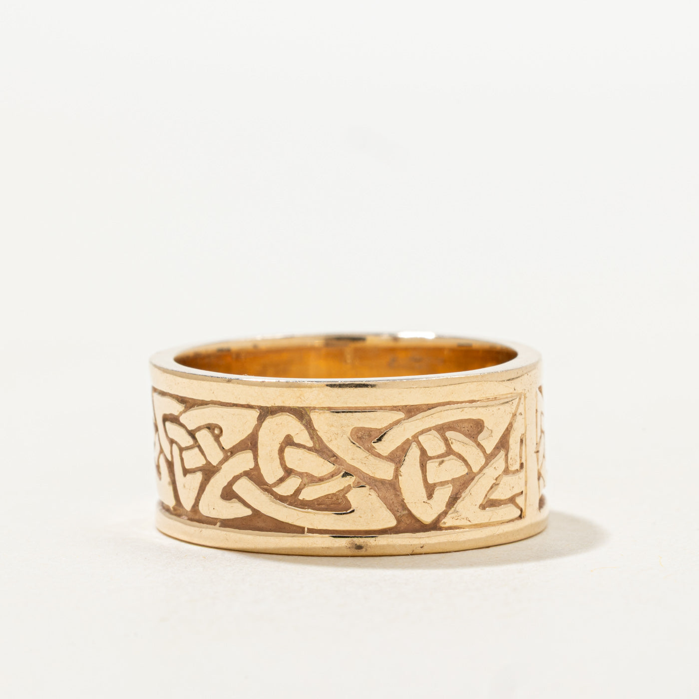 14K Celtic Trinity Knot Band | 9.65mm | SZ 9.25