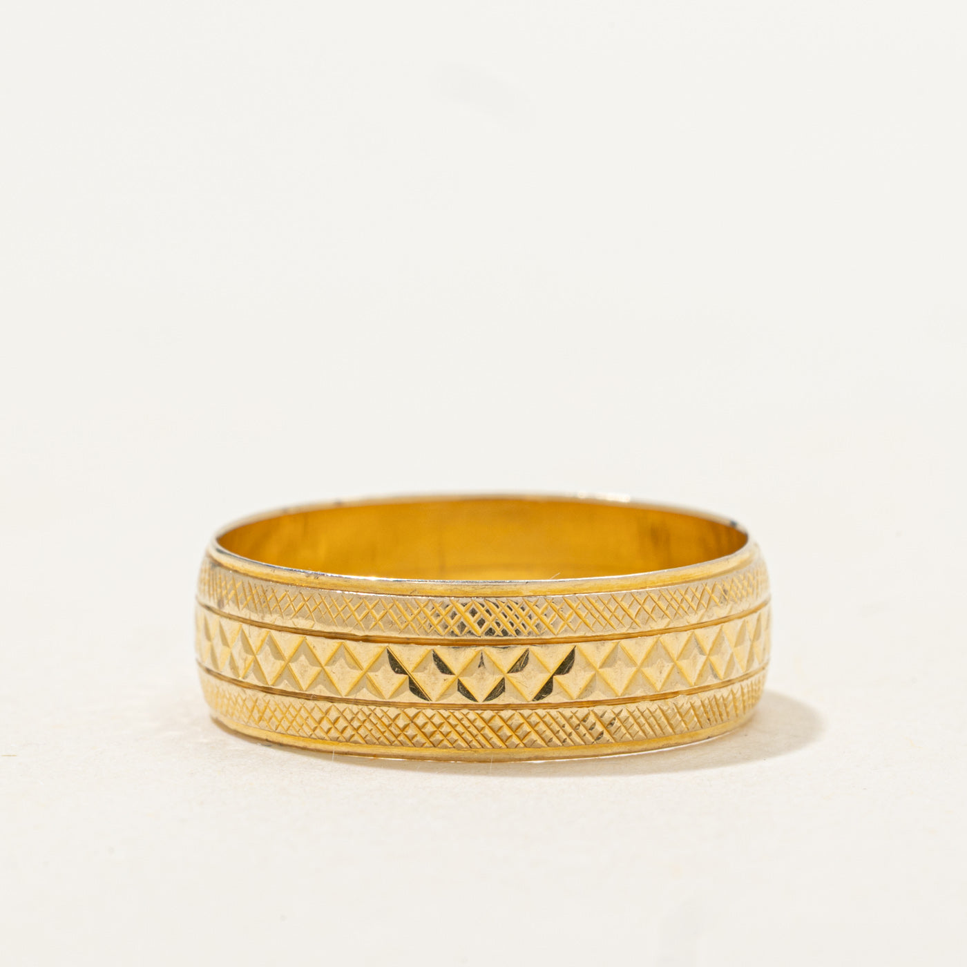 18K Engraved Band | 5.75mm | SZ 7.25