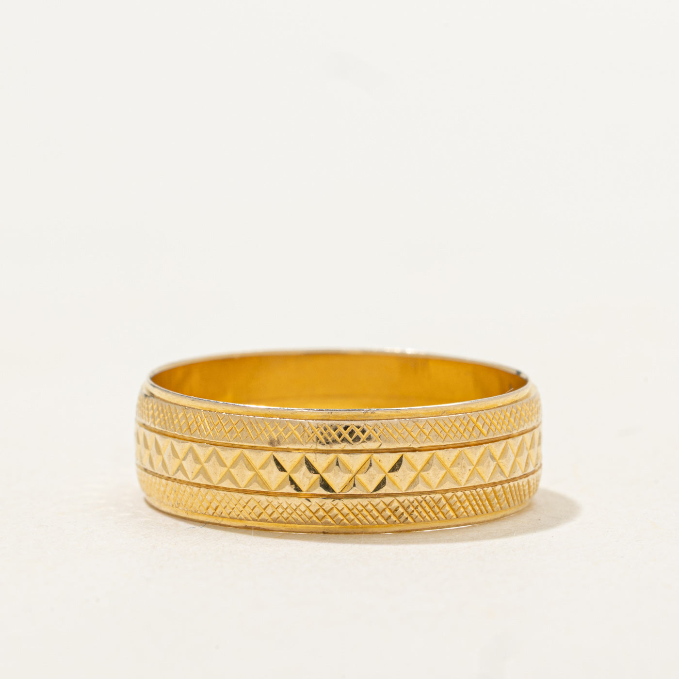 18K Engraved Band | 5.75mm | SZ 7.25