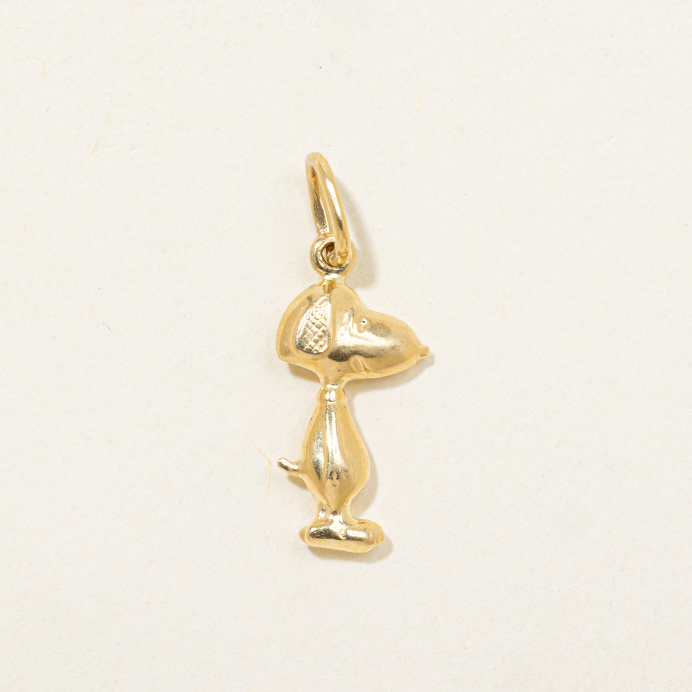 18K Snoopy Charm