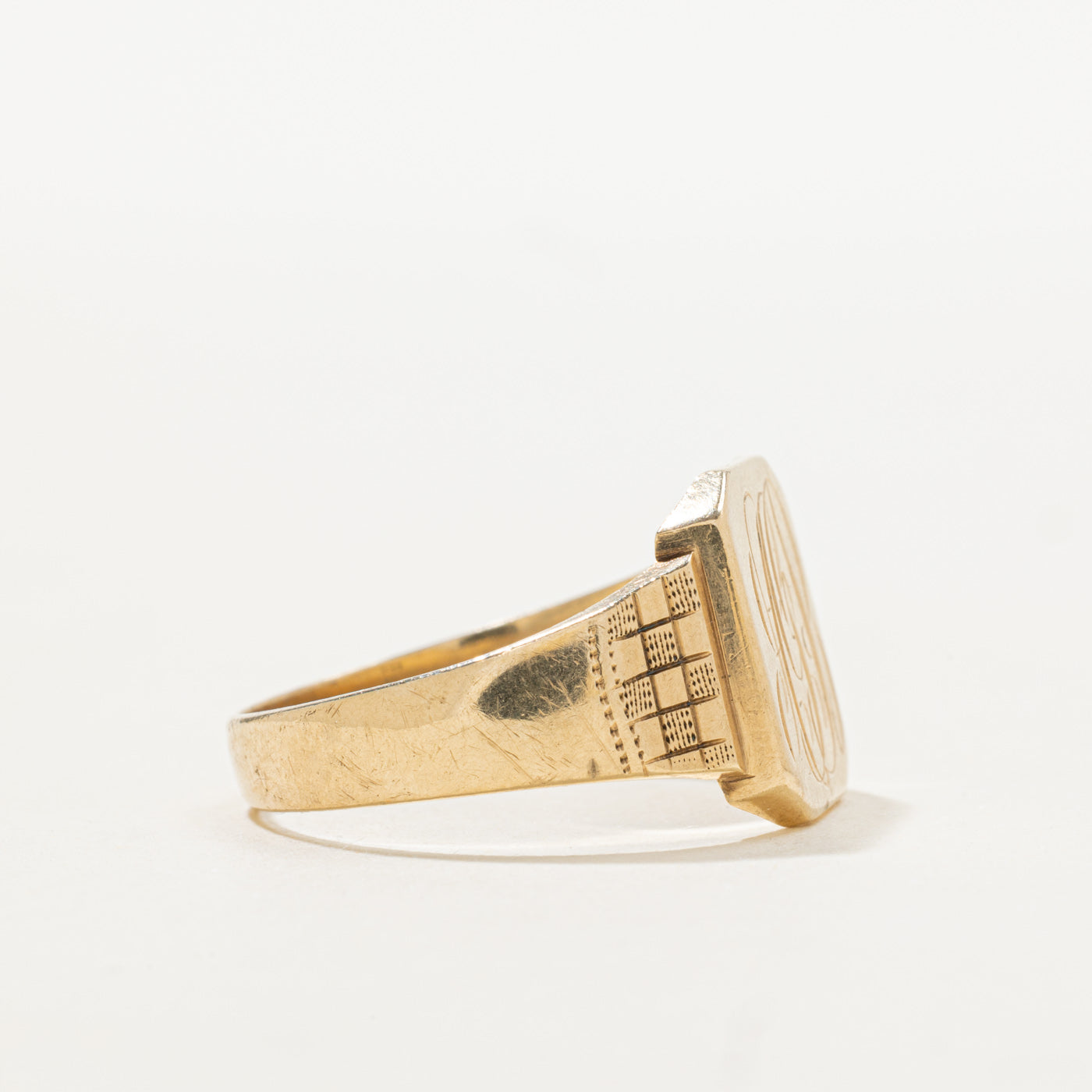 10K "HGB" Initial Signet Ring | SZ 10.75