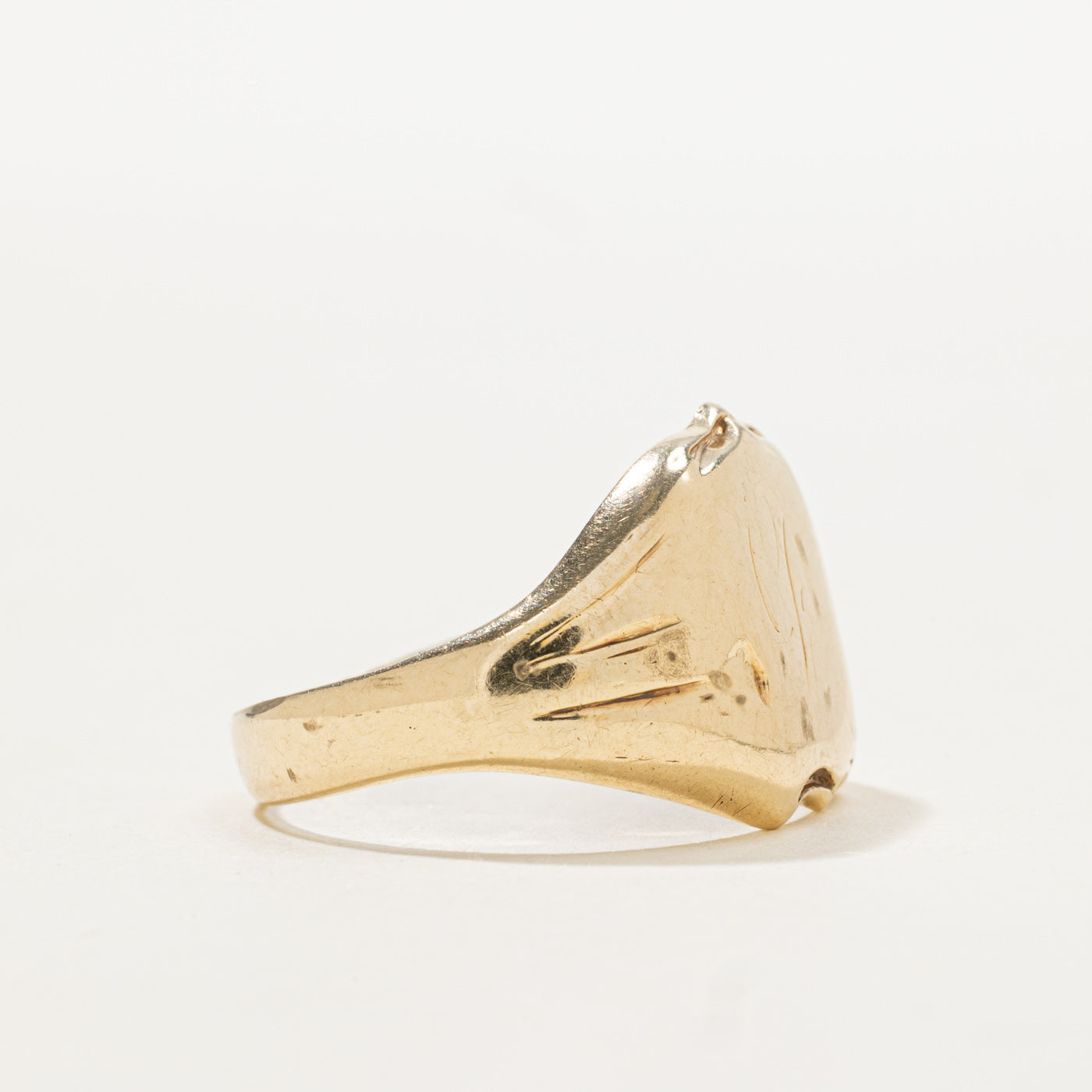 10K "A" Initial Signet Ring | SZ 9