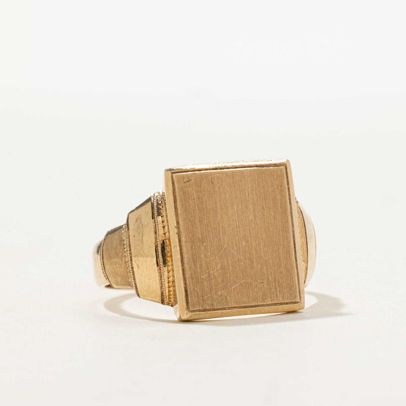 10K Textured Rectangle Signet Ring | SZ 11