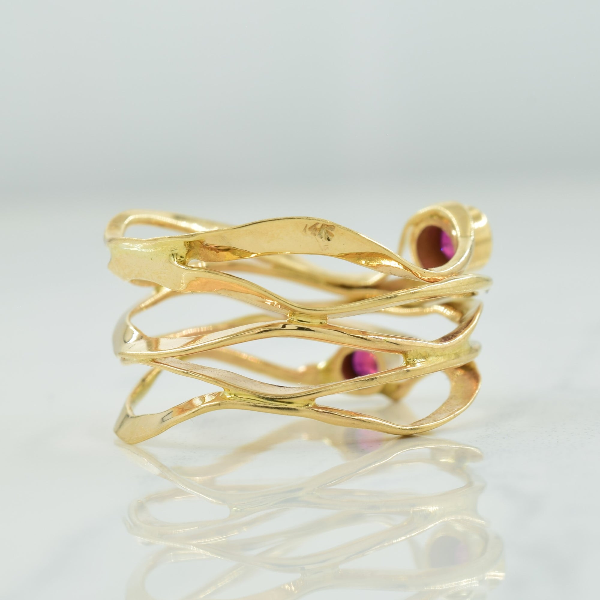 Abstract Ruby Ring | 0.30ctw | SZ 7.25 |