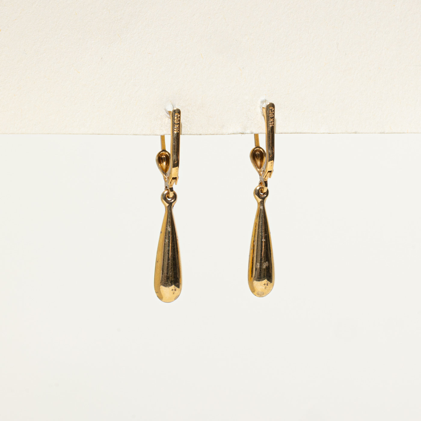 Boucles d'oreilles longues en forme de larme