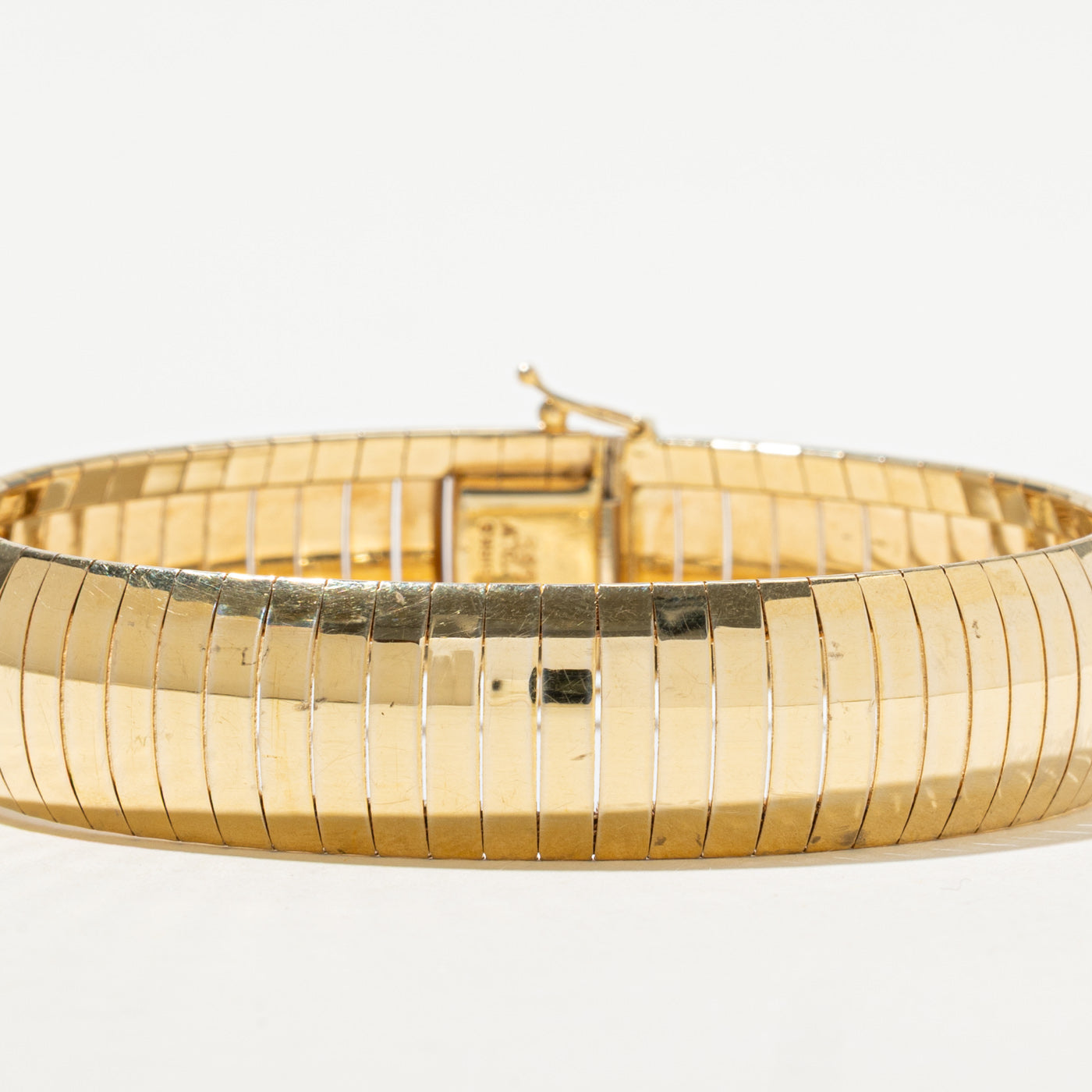 'Birks' 14k Yellow Gold Omega Link Bangle | 7"