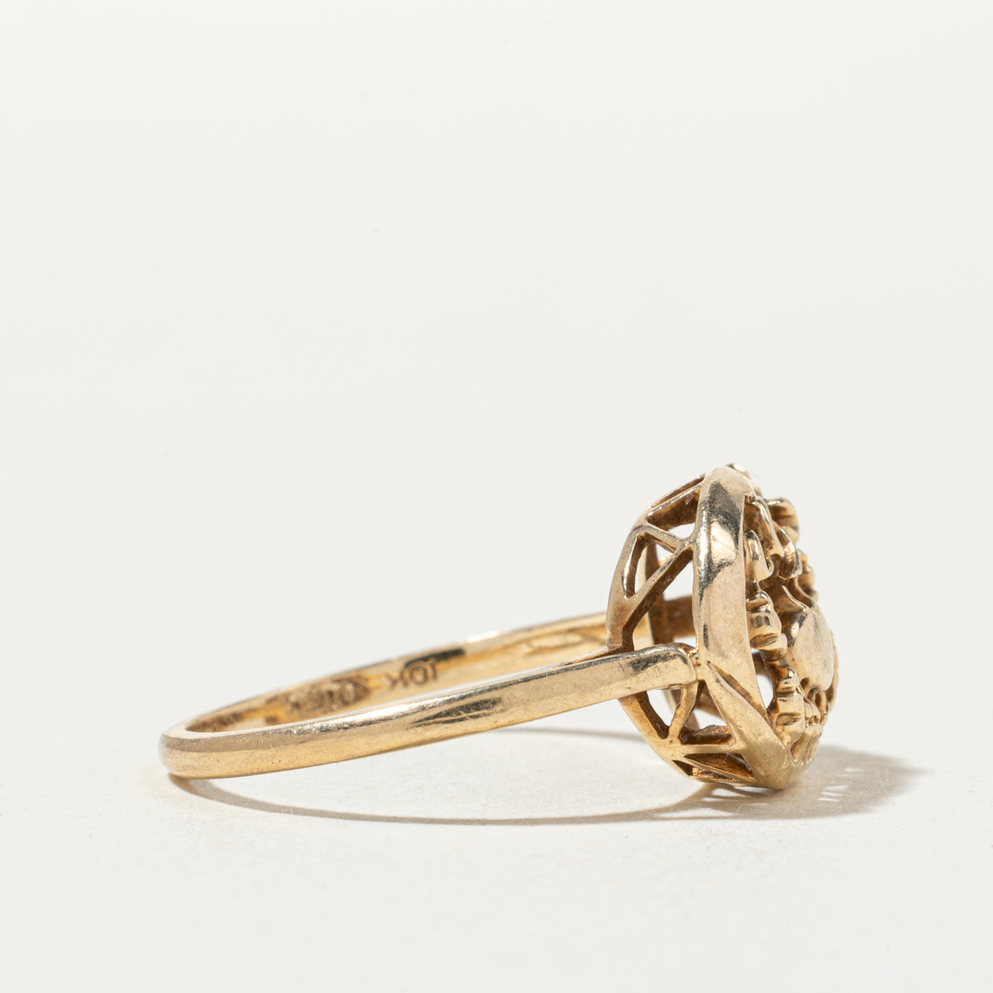 Vintage Canadian 10k Cancer Zodiac Openwork Ring | SZ 6