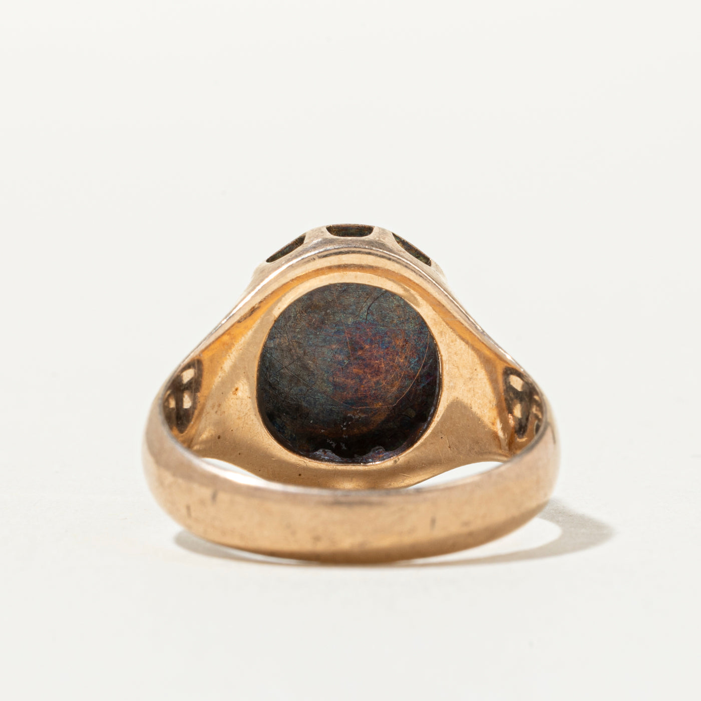 10k Cross Engraved Signet Ring | SZ 8.5
