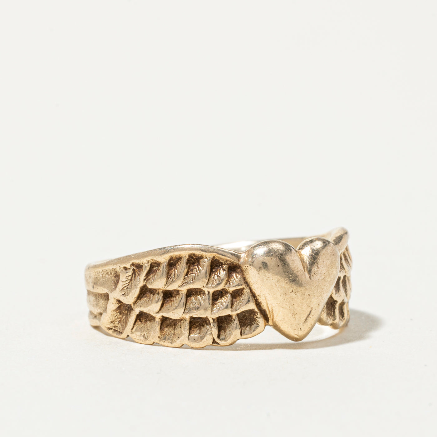 14k Heart Wing Textured Ring | SZ 7.25