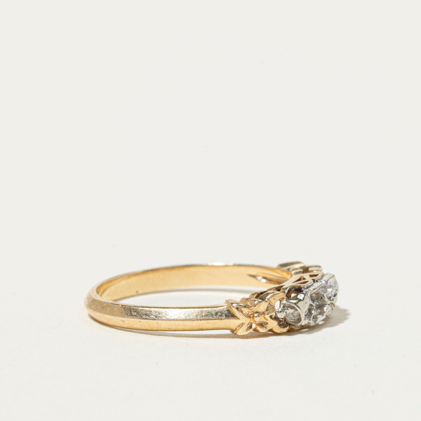 14k Textured Floral Ring | 2mm | SZ 6.25