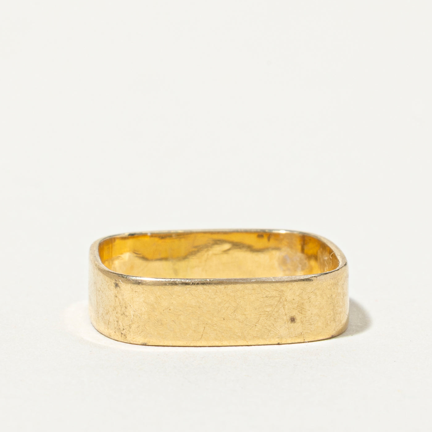 18k Soft Square Band | 4mm | SZ 3.75