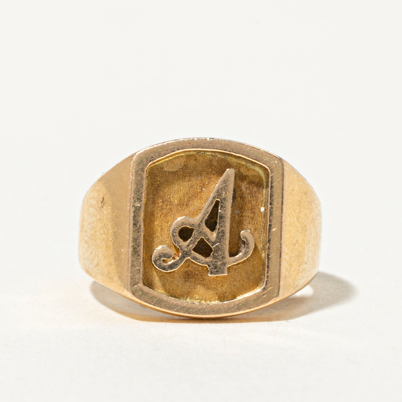 18k Embossed "A" Initial Signet Ring | SZ 1