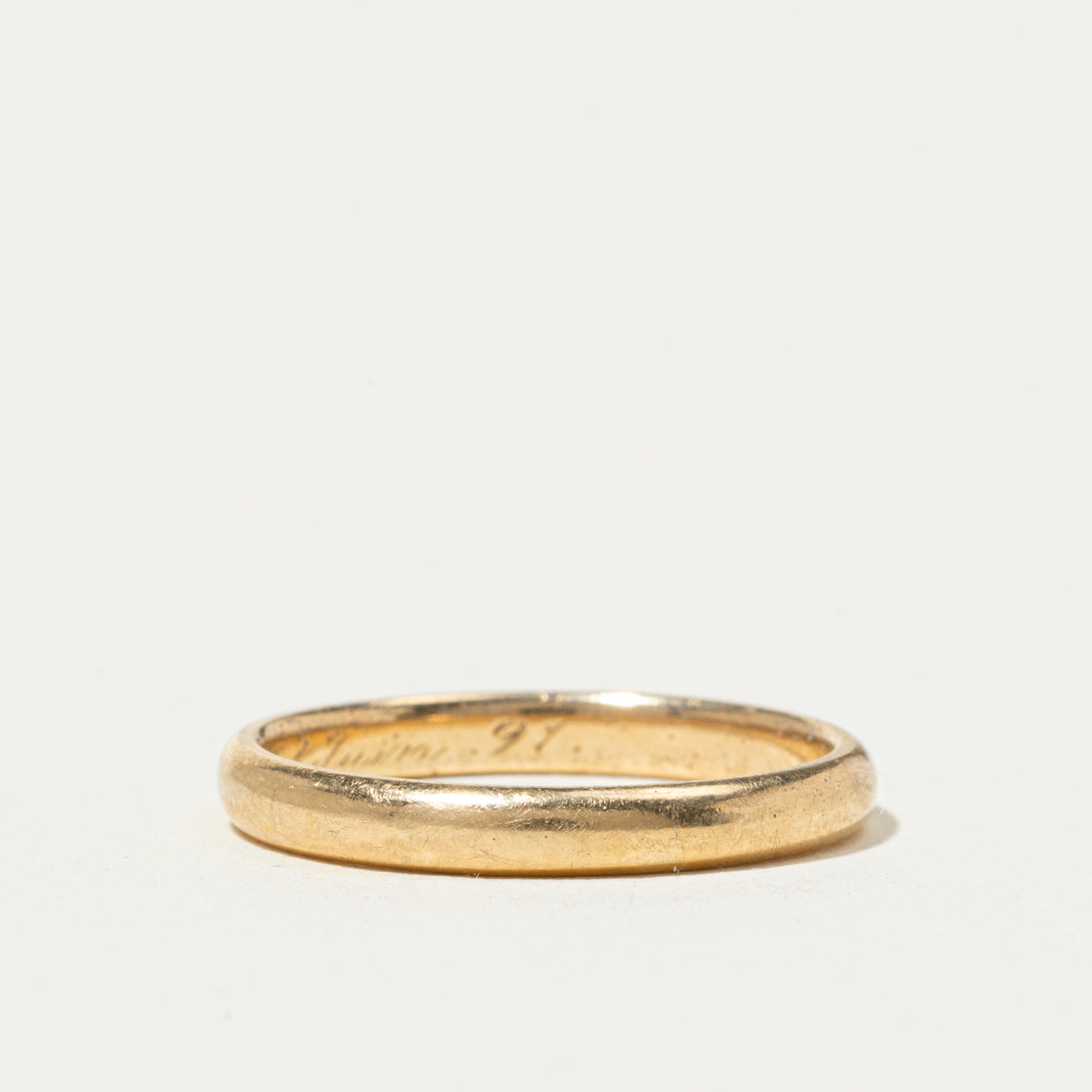 18k Plain Thin Stacking Band | 2.5mm | SZ 7