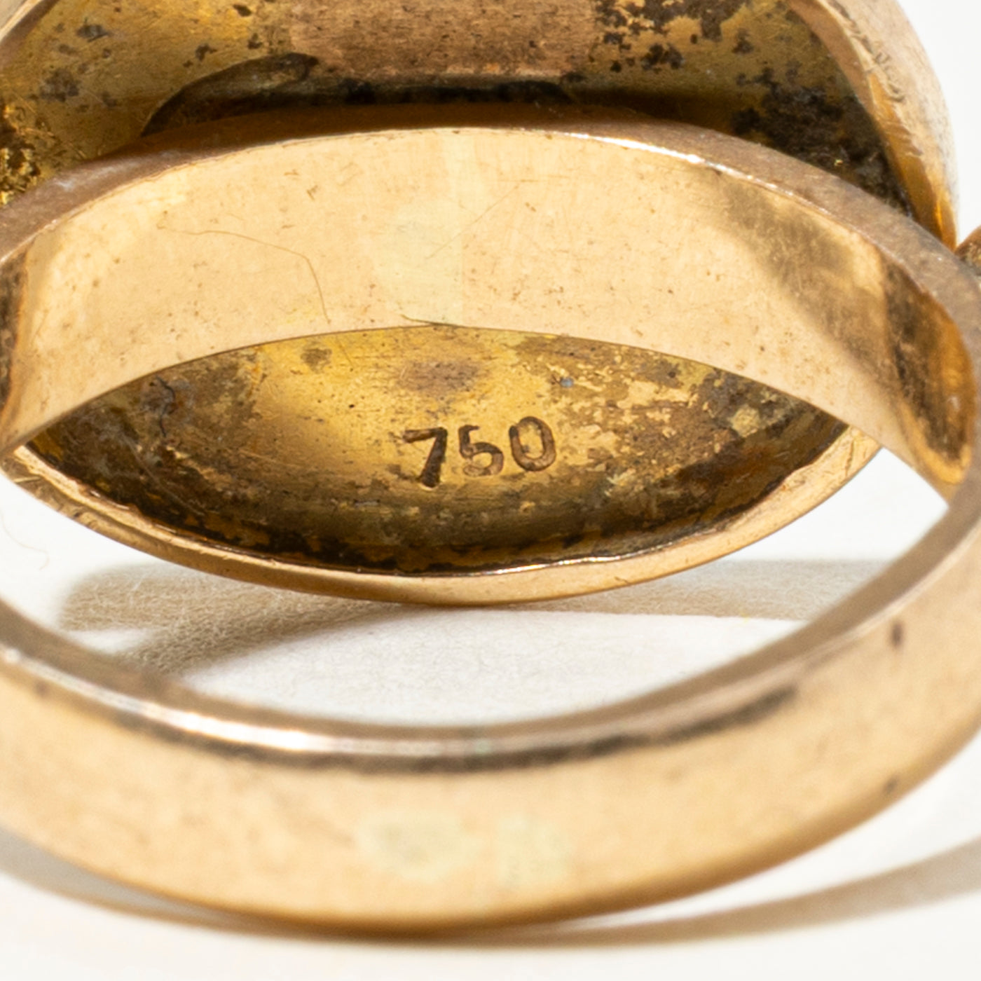 18k Aries Zodiac Signet Ring | SZ 3.75