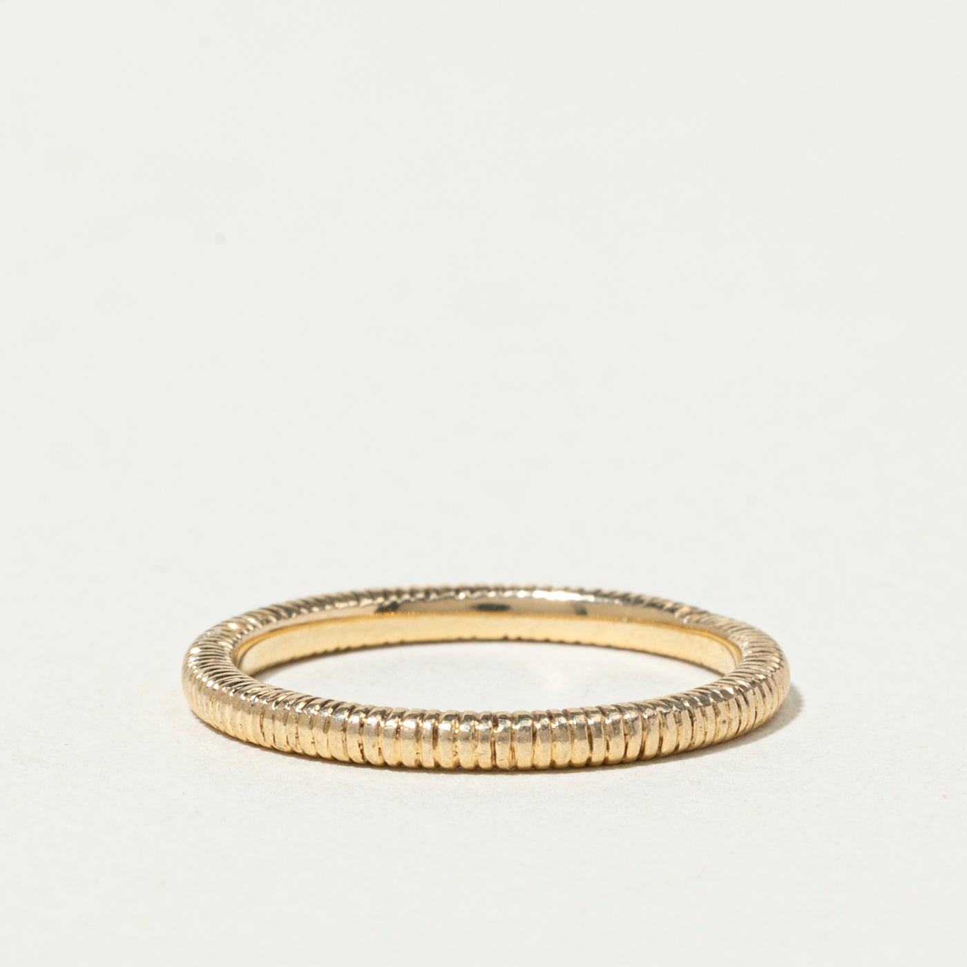 14k Fluted Textured Stacking Band | 1.5mm | SZ 7