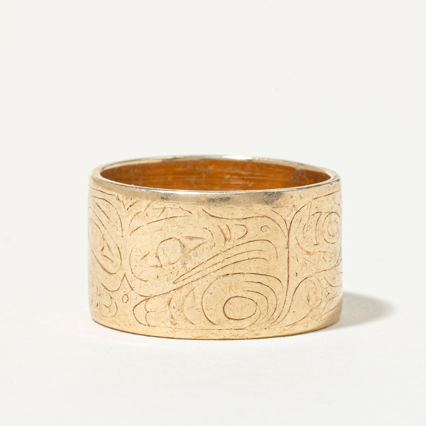 10k Indigenous Engraved Band | 12mm | SZ 7