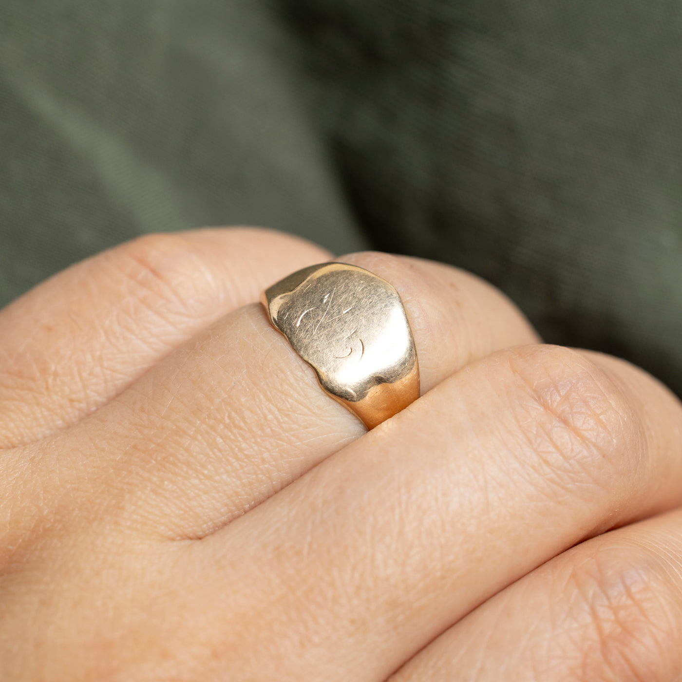 14k Plain Signet Ring | SZ 5.75