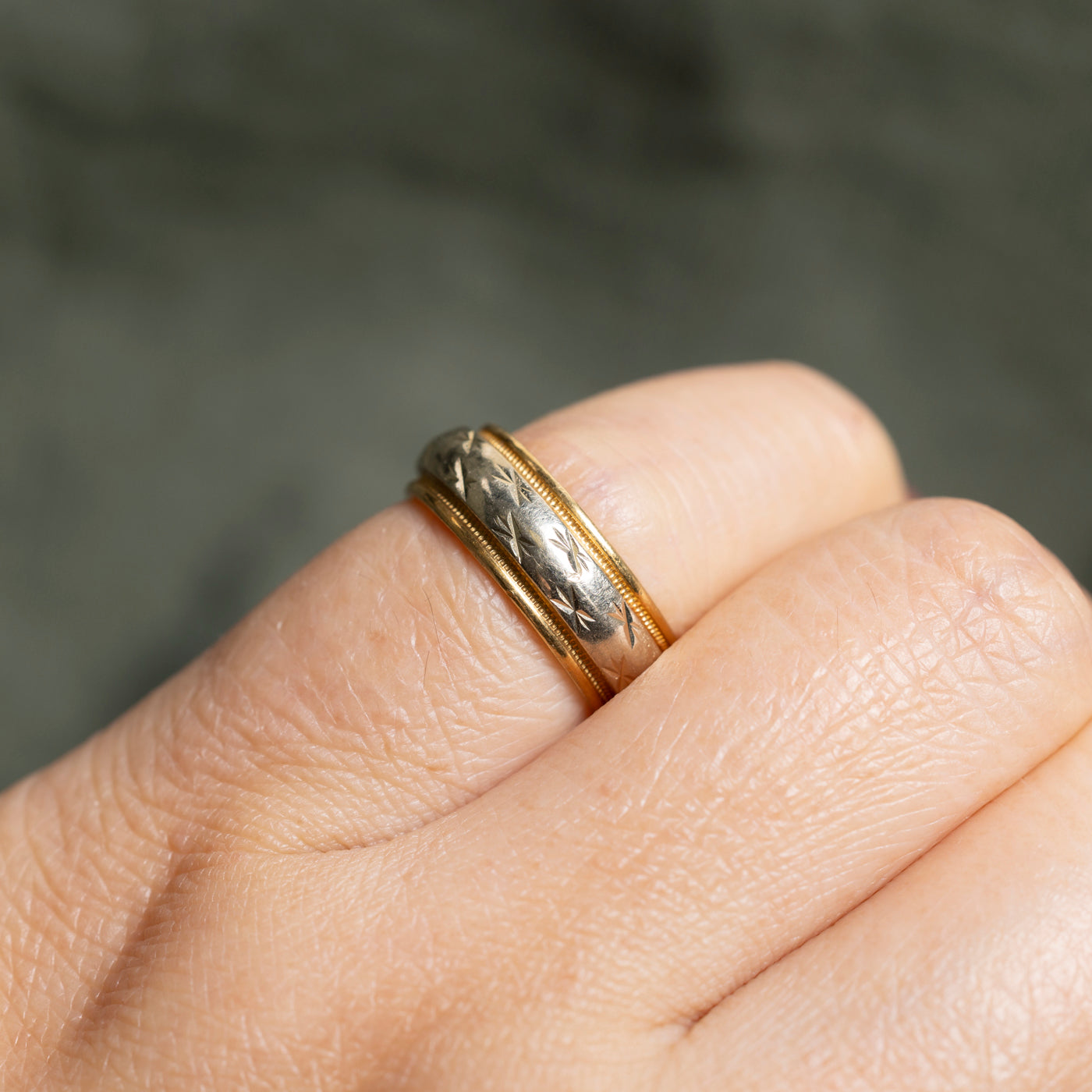 18k Two Tone Gold Engraved Band | 6mm | SZ 3