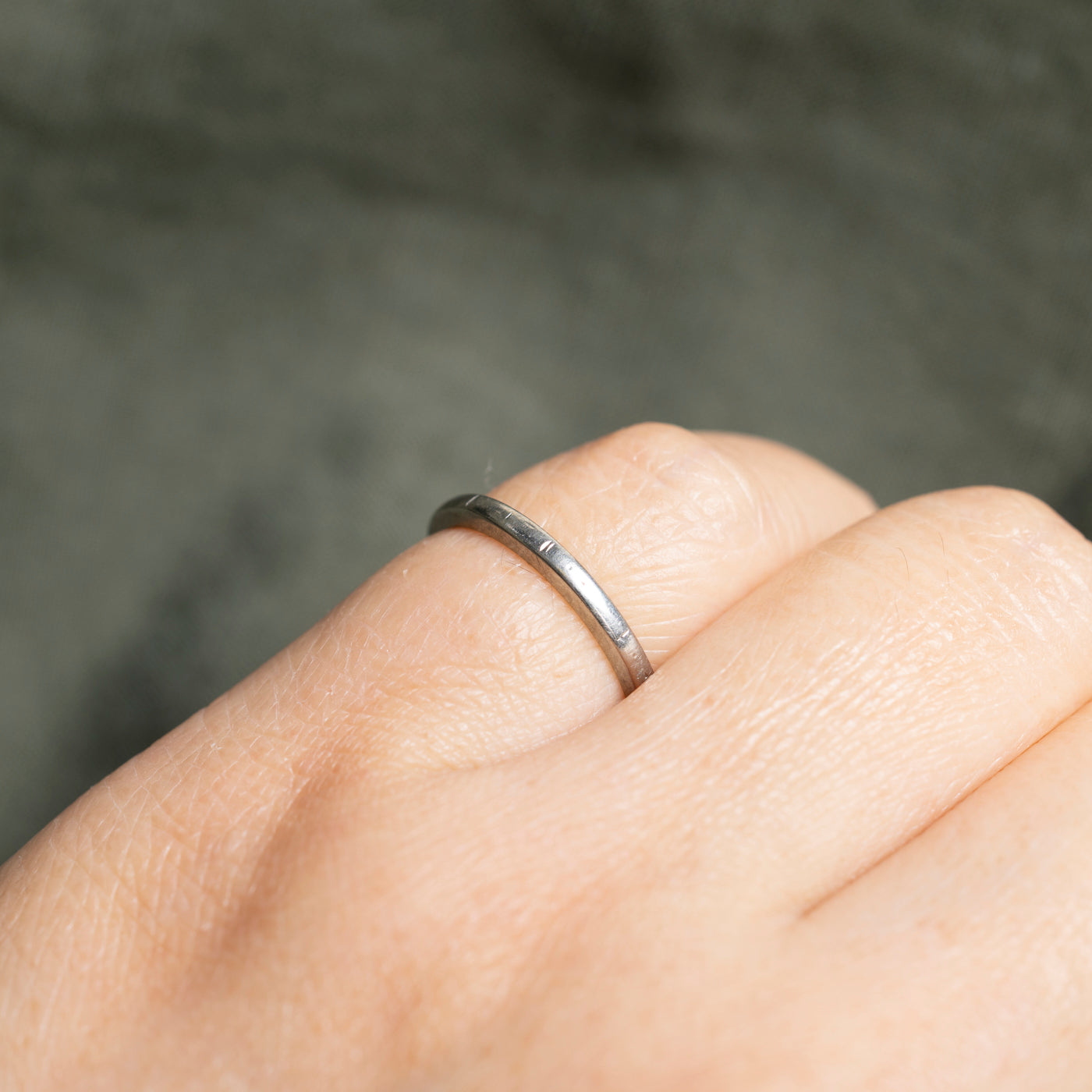 18k Two Tone Gold Engraved Band | 2mm | SZ 7.25