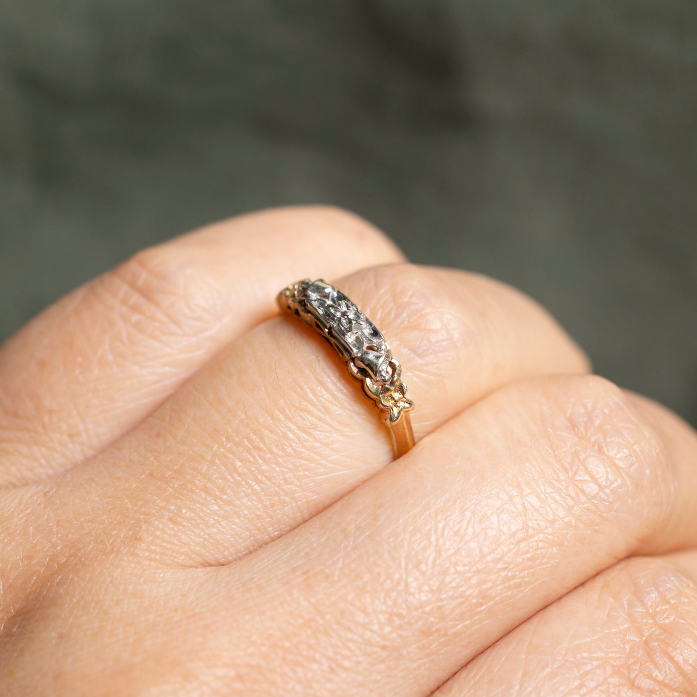 14k Textured Floral Ring | 2mm | SZ 6.25