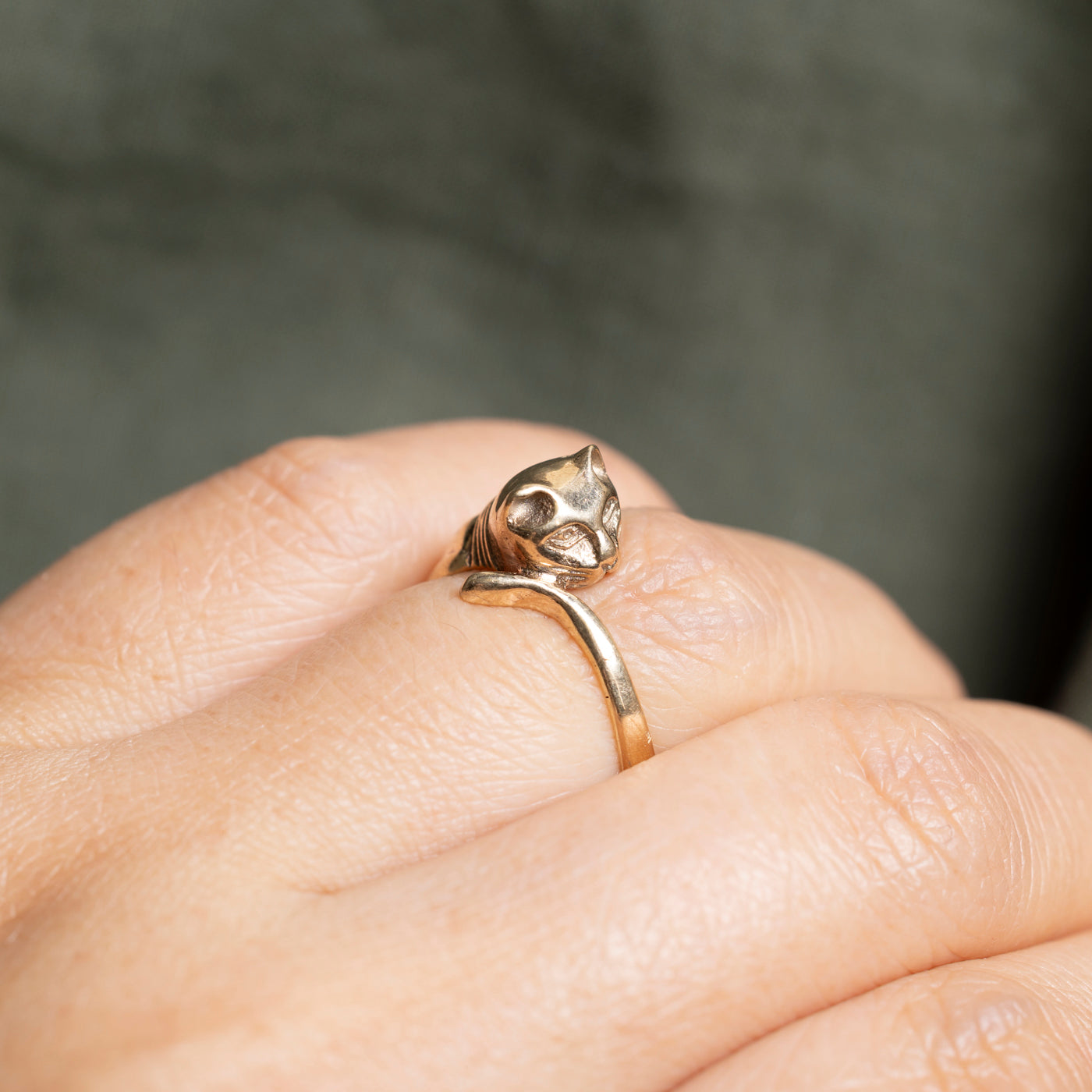 10k Cat Head Bypass Ring | SZ 5.75