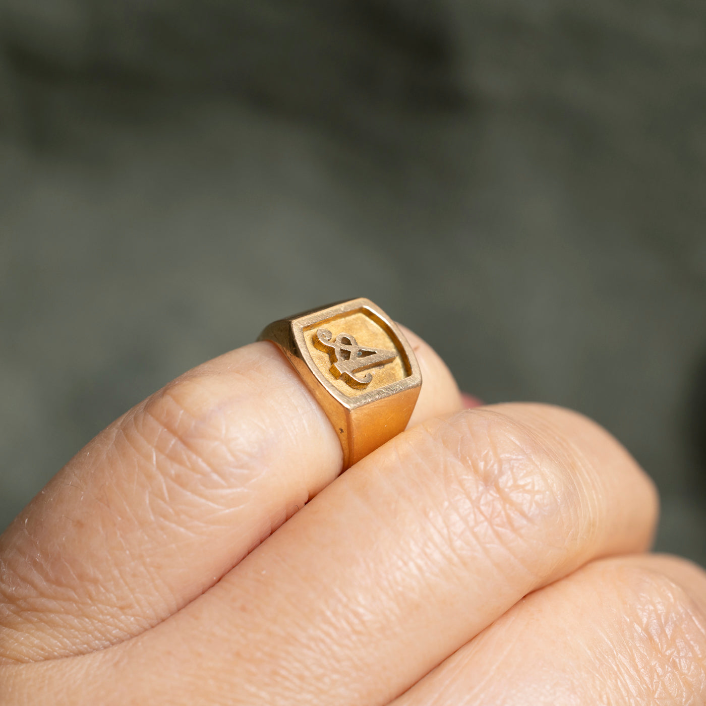 18k Embossed "A" Initial Signet Ring | SZ 1