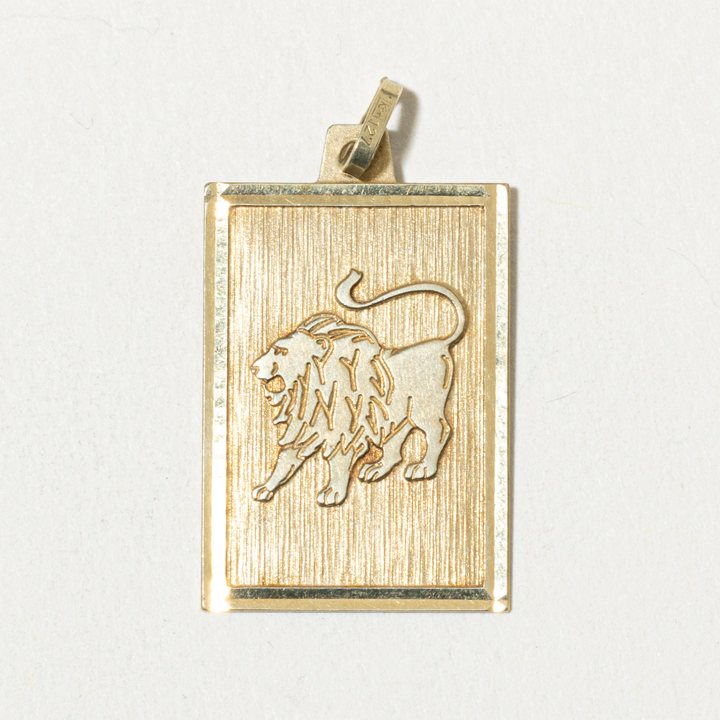 14k Leo Zodiac Pendant