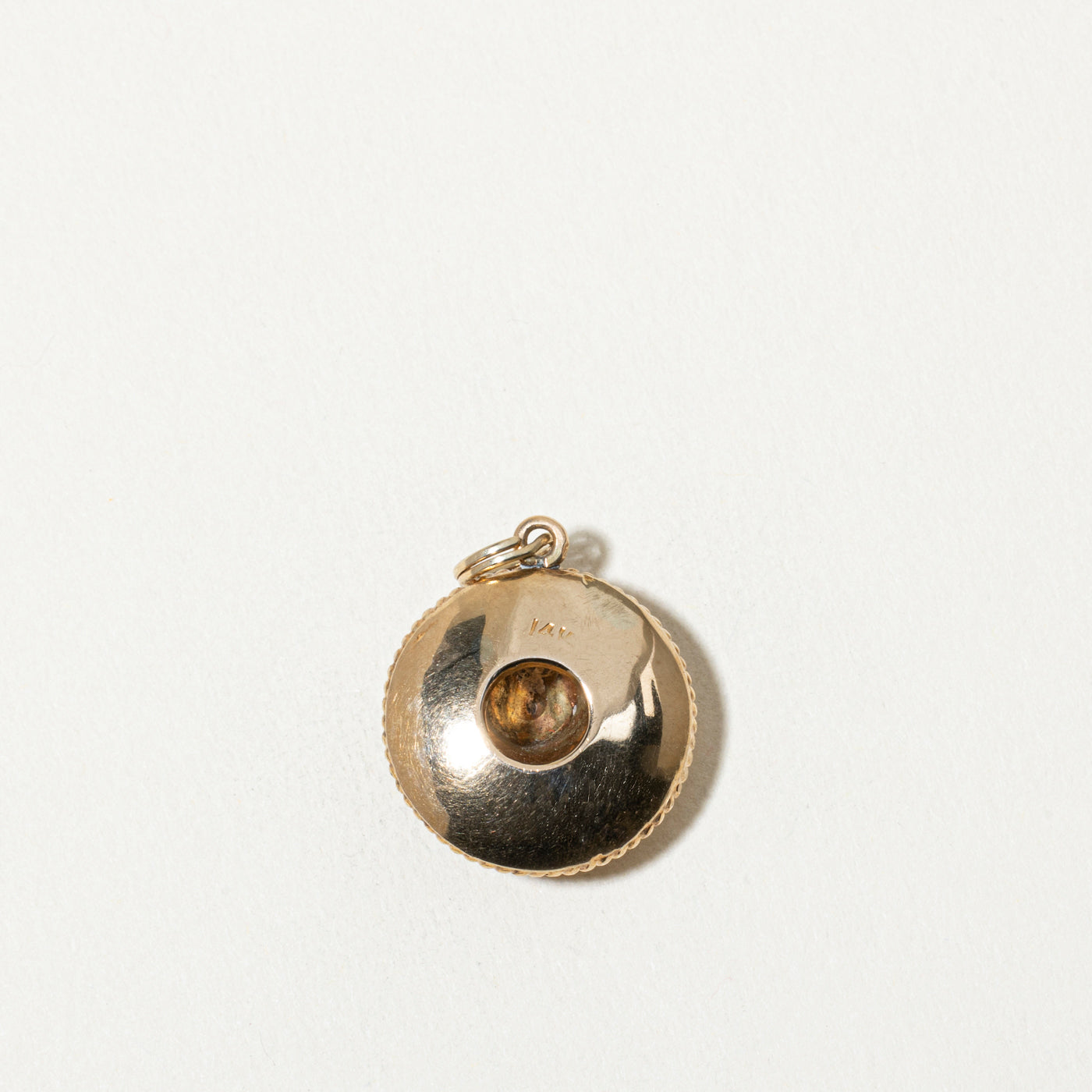 18k Engraved Sombrero Charm