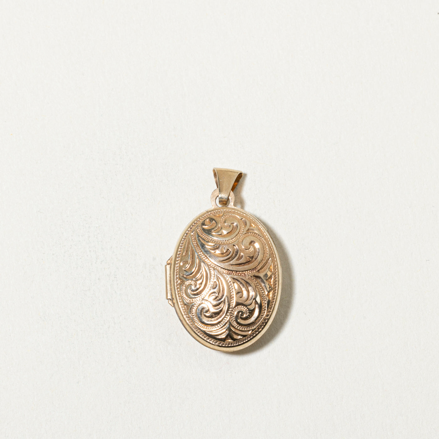 10k Scrollwork Engraved Locket Pendant