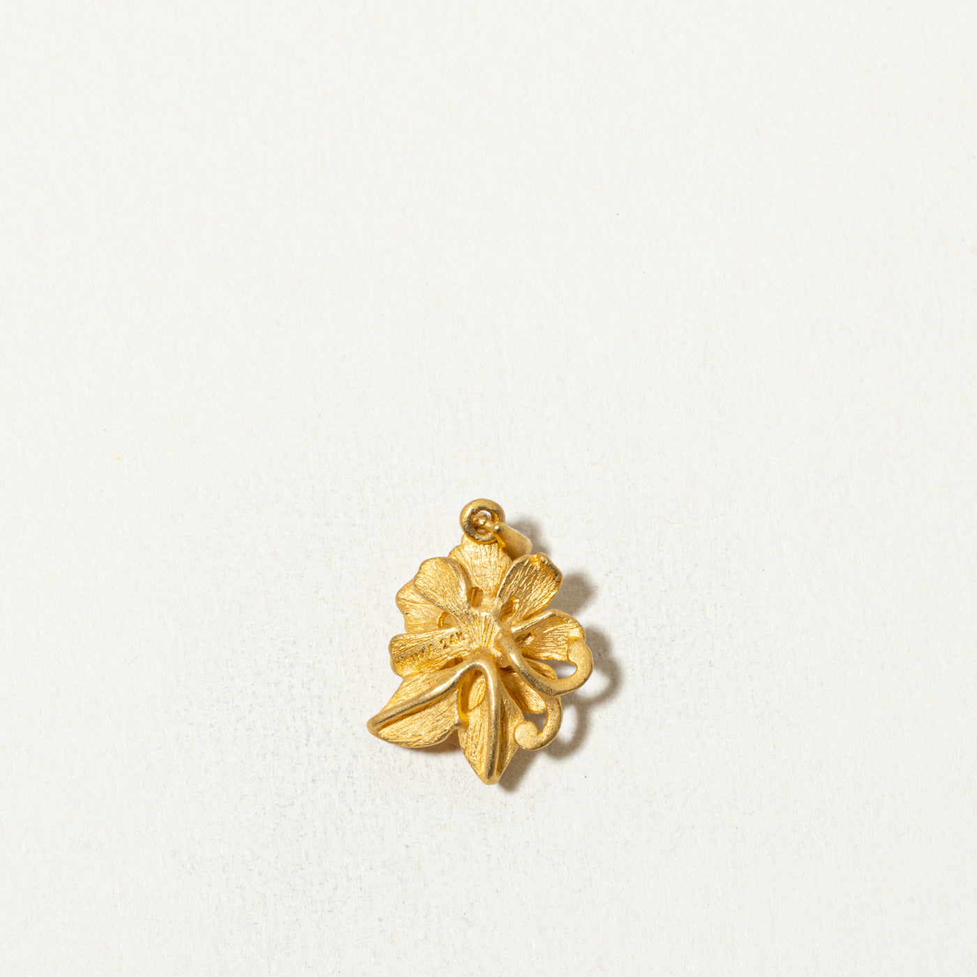 'Prima Gold' 24k Gardenia Flower Pendant