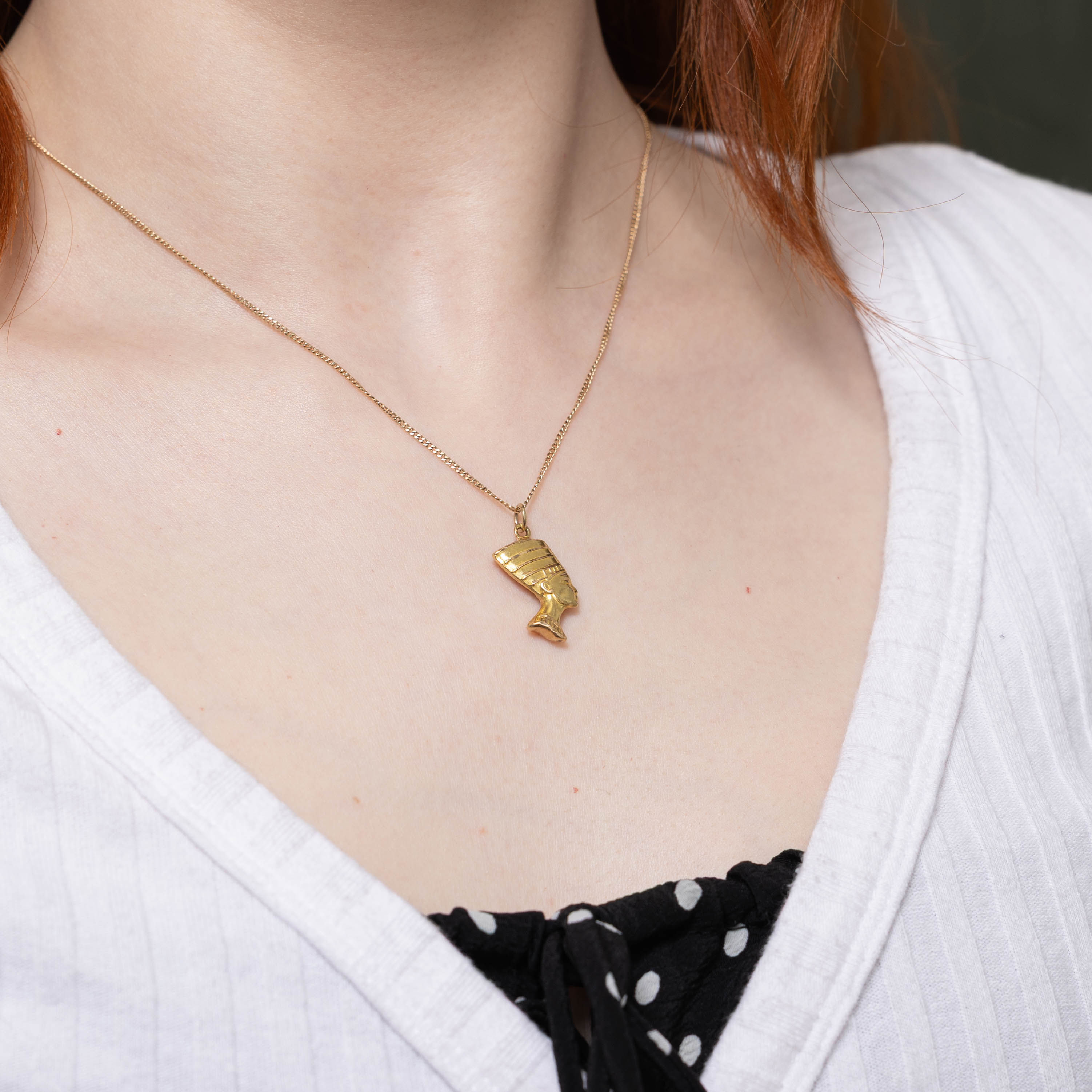 18k Queen Nefertiti Pendant